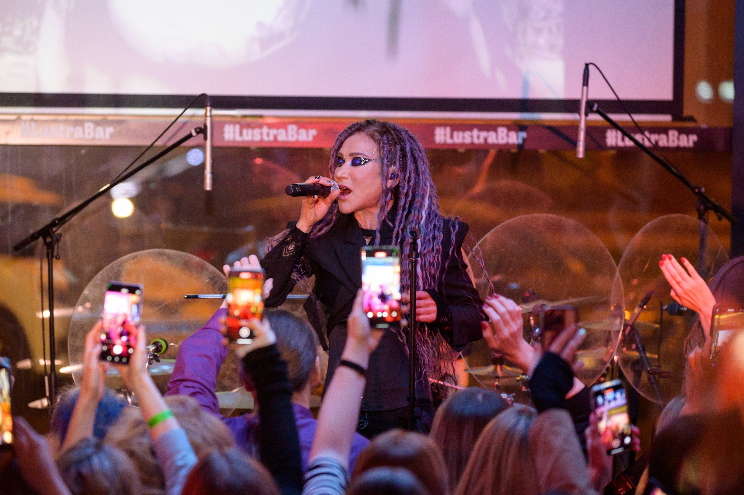 Люстра бар. Репортажный фотограф Сергей Дроздов