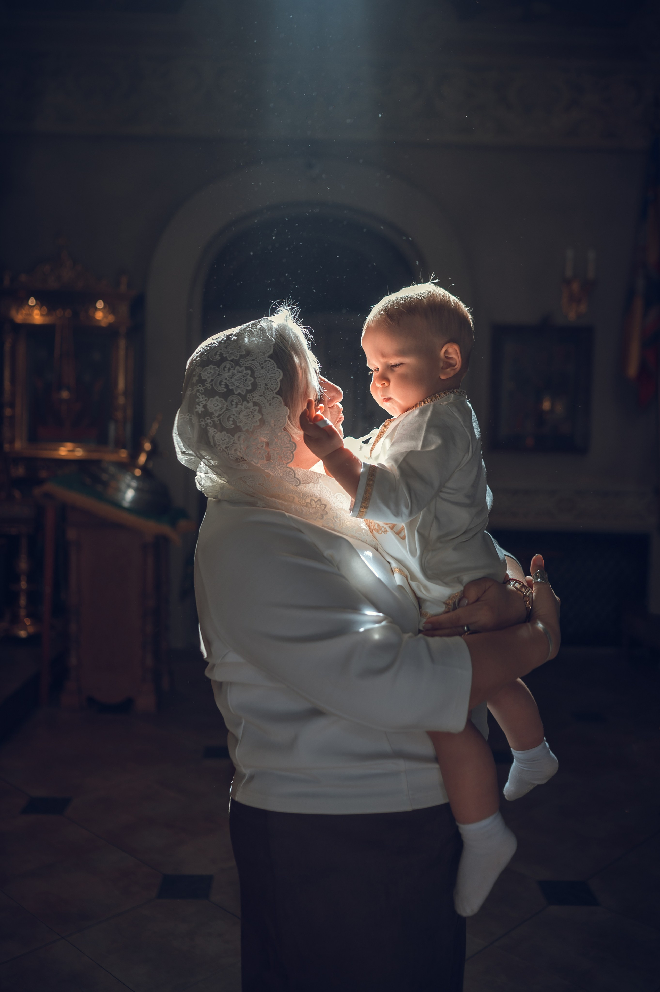 Уара крещение Лазоря Ярослава. Фотограф Алёна Мил