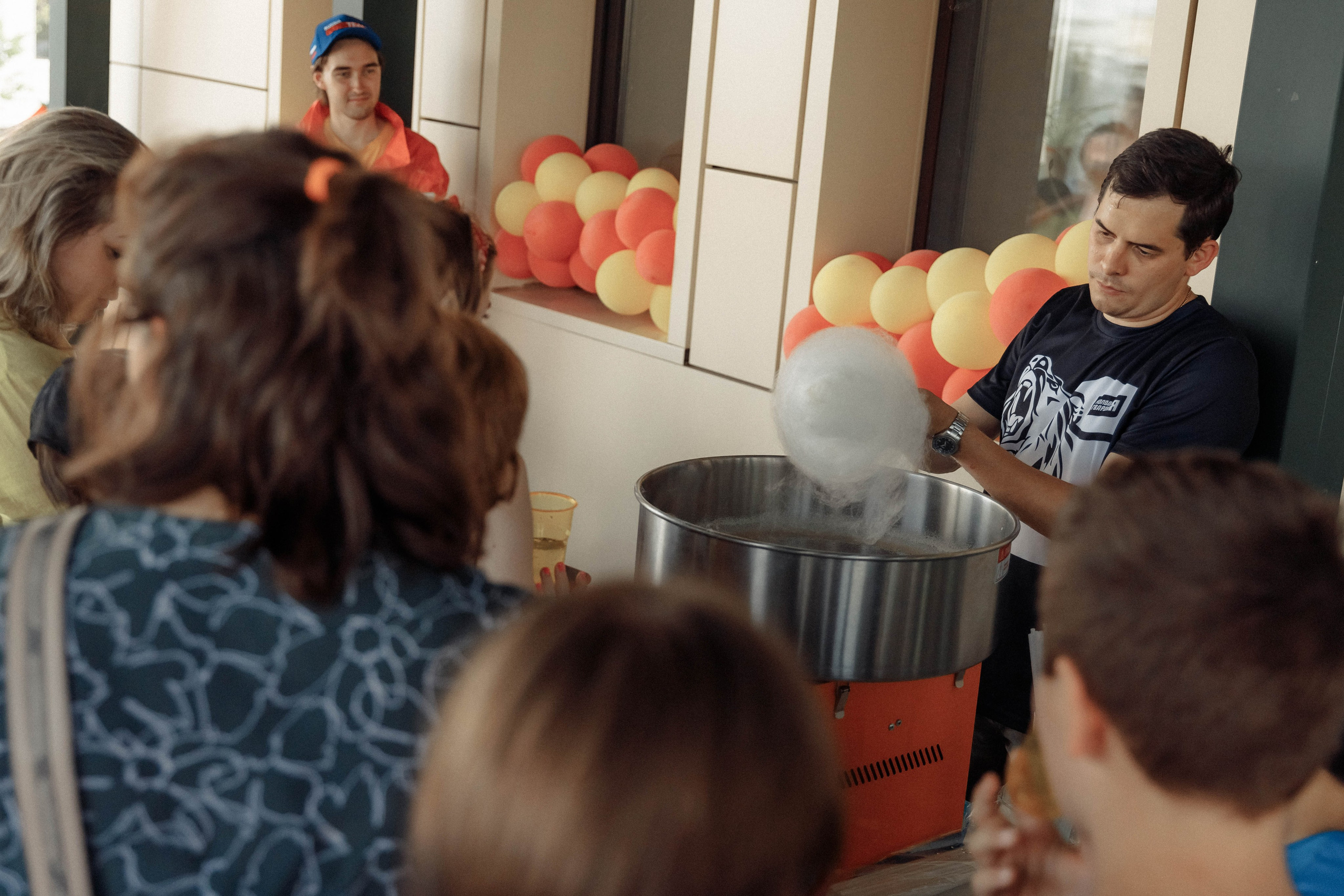 Дом Роналда Маклоналда. Свадебный фотограф Казань Чебоксары Москва