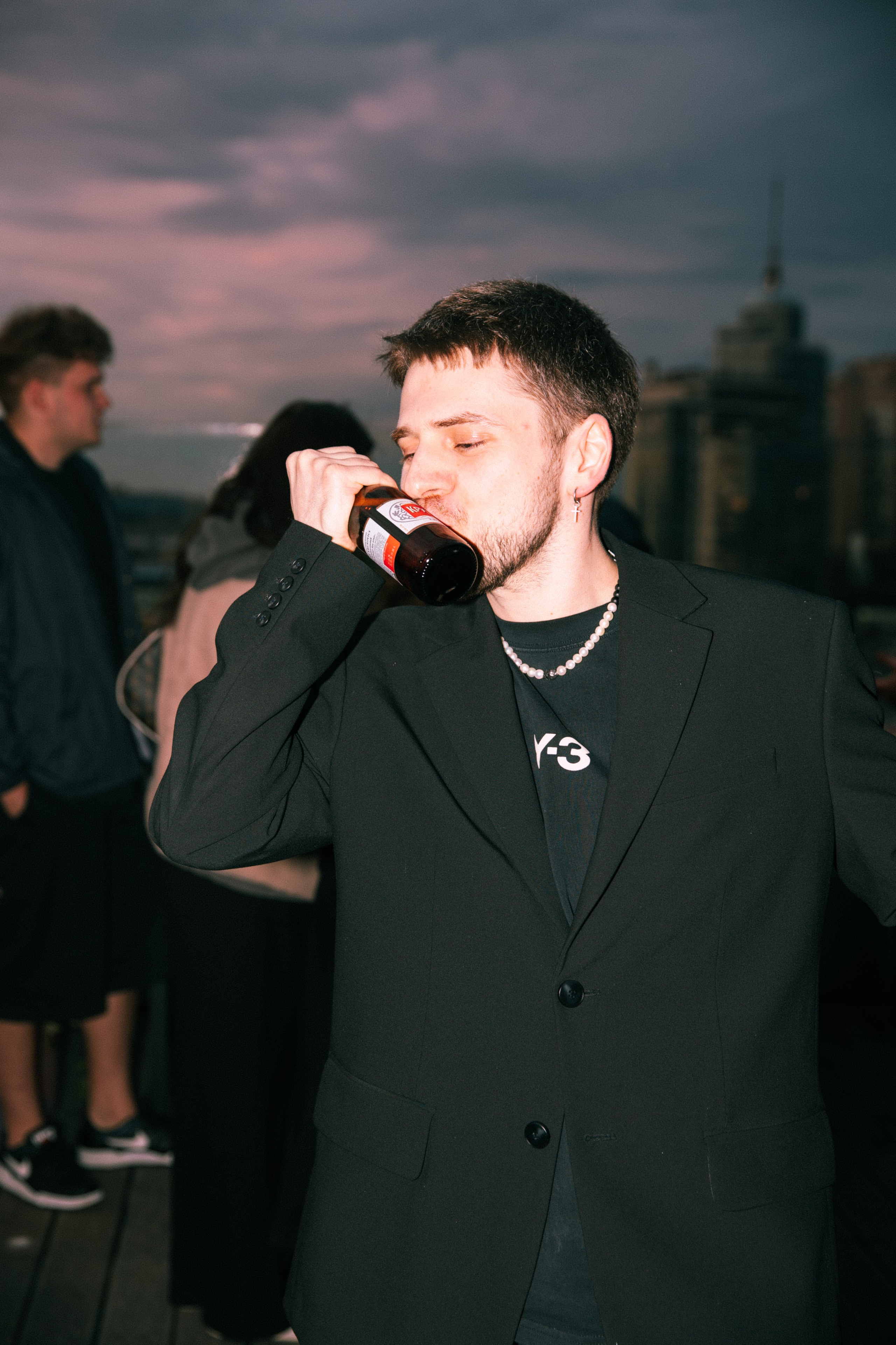 PARTIES. DRIPSTOCK MAG