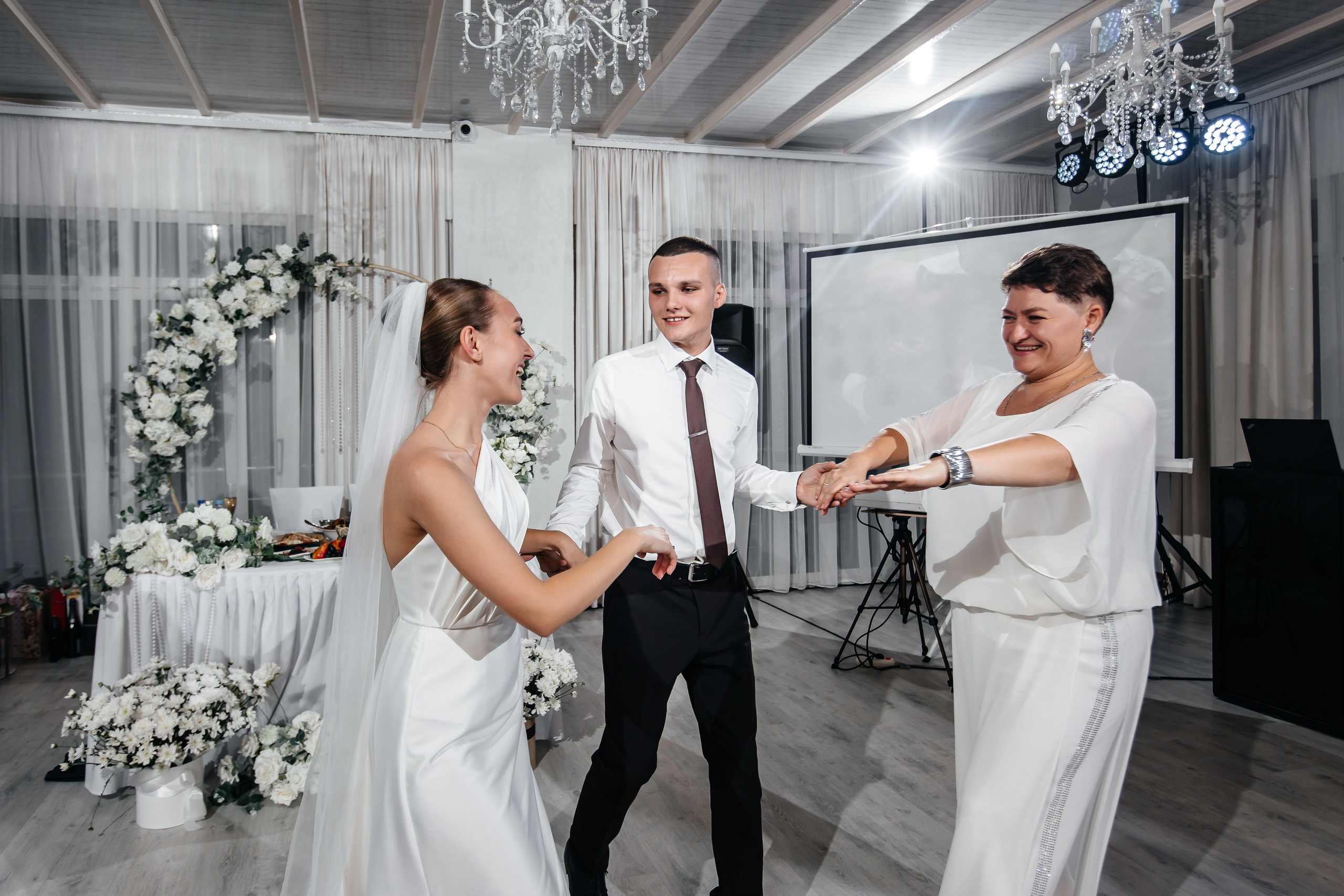 Анонс свадьбы для Яны и Юрия. Гаспра, Вилла Танго. Свадебный фотограф в Крыму и Севастополе Ольга Баскакова