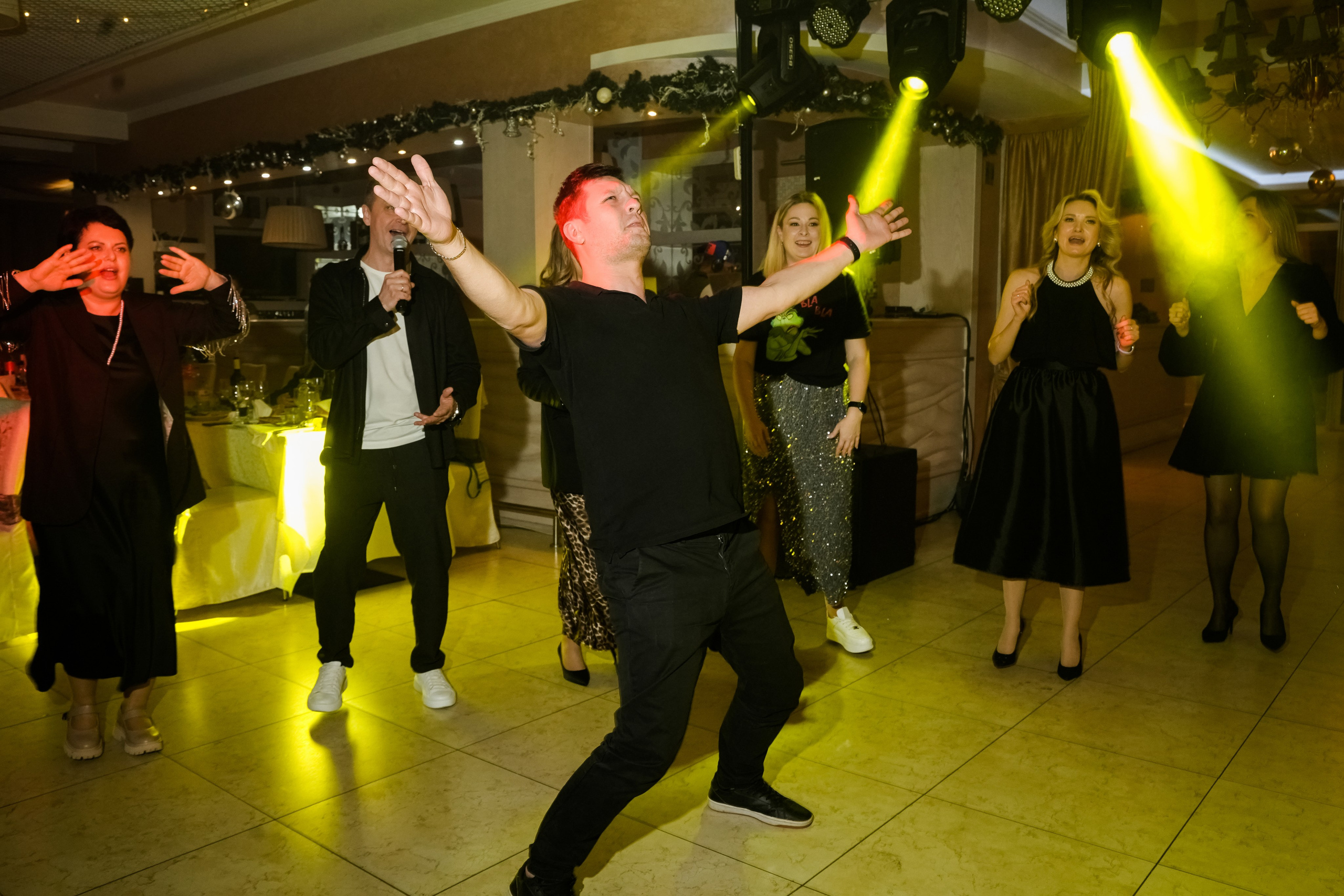 Корпоратив DonFamily. Свадебный фотограф и видеограф в Ростове-на-Дону. Максим и Наталья Лебедевы