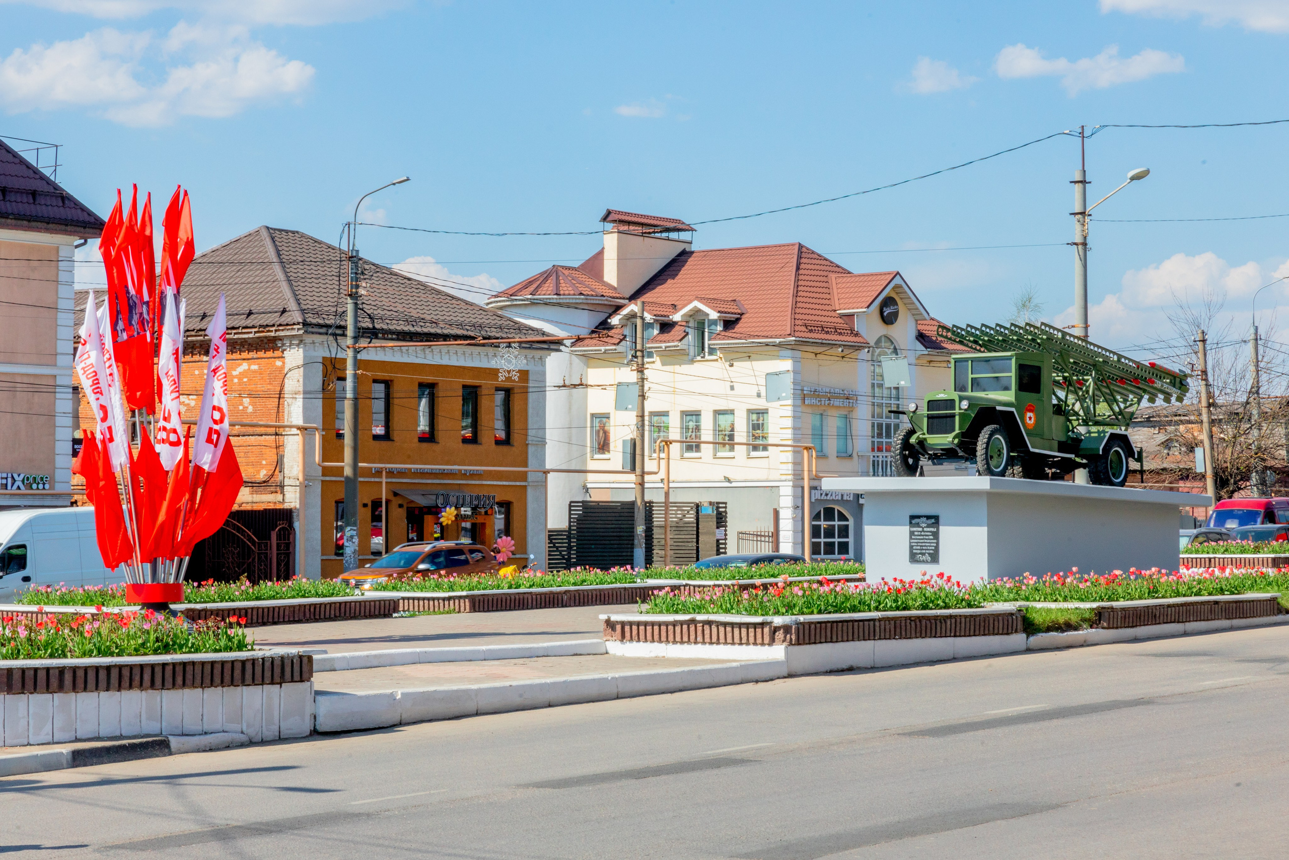 Памятник-мемориал БМ-13 «Катюша» в городе-Герое-Тула. Фотограф в Туле Крупский АнДРей. Фотостудия «КАДР71» в Туле