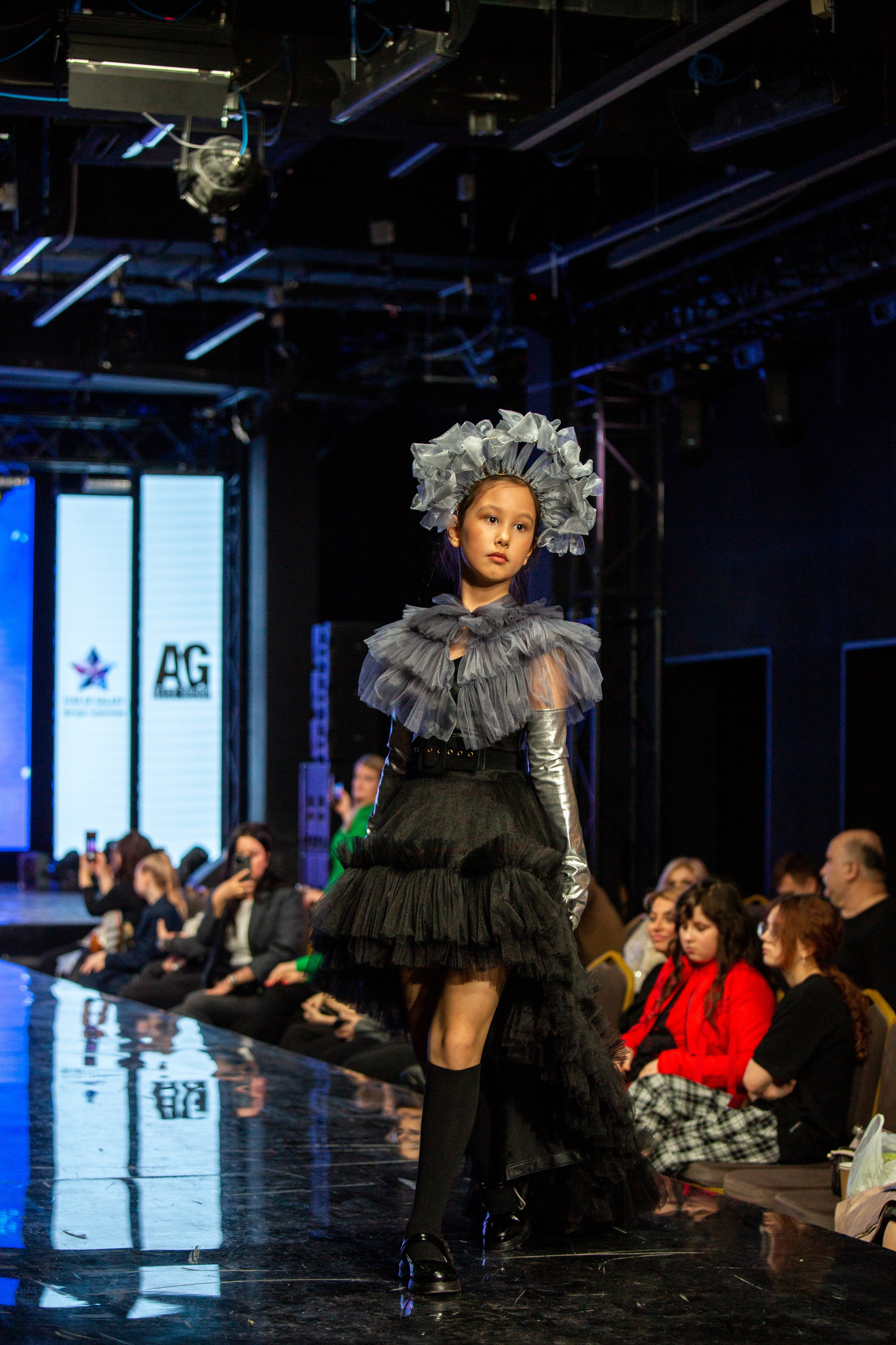 Звезда галактики. Яровит Холл. Репортажный, семейный, свадебный, портретный фотограф