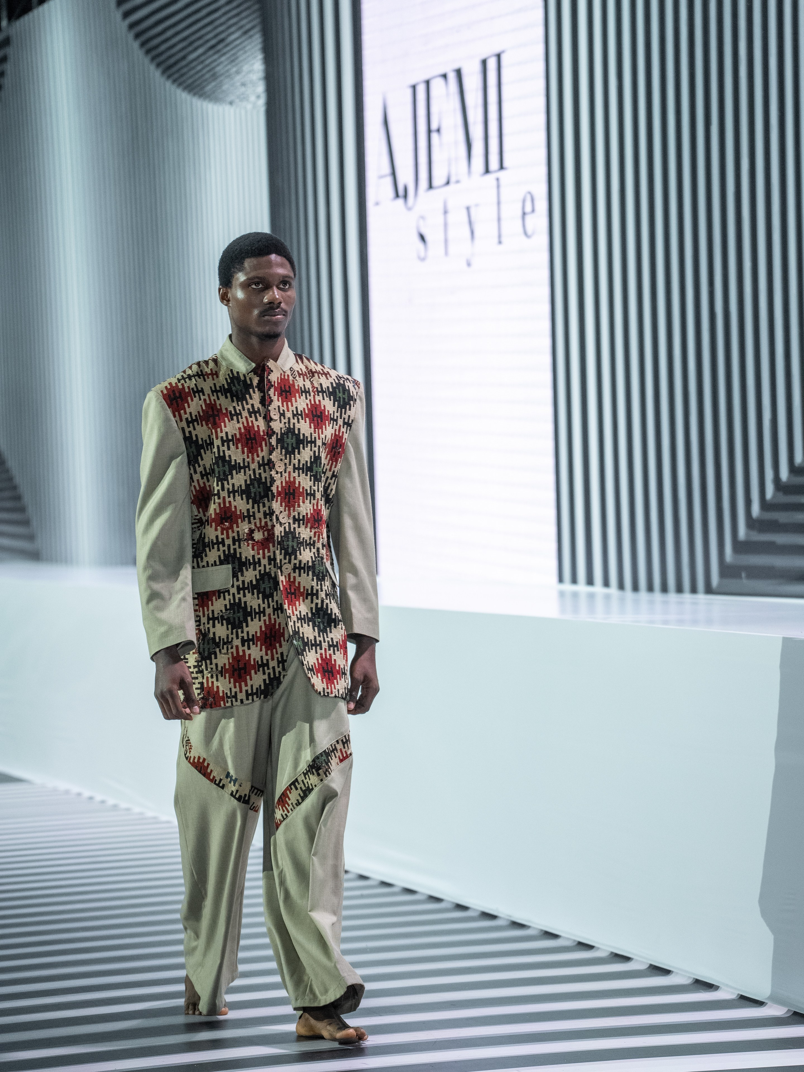 AJEMI STYLE. Сайт Алматинского НЮ АРТ, будуар и фэшн фотографа Дениса Карпенко