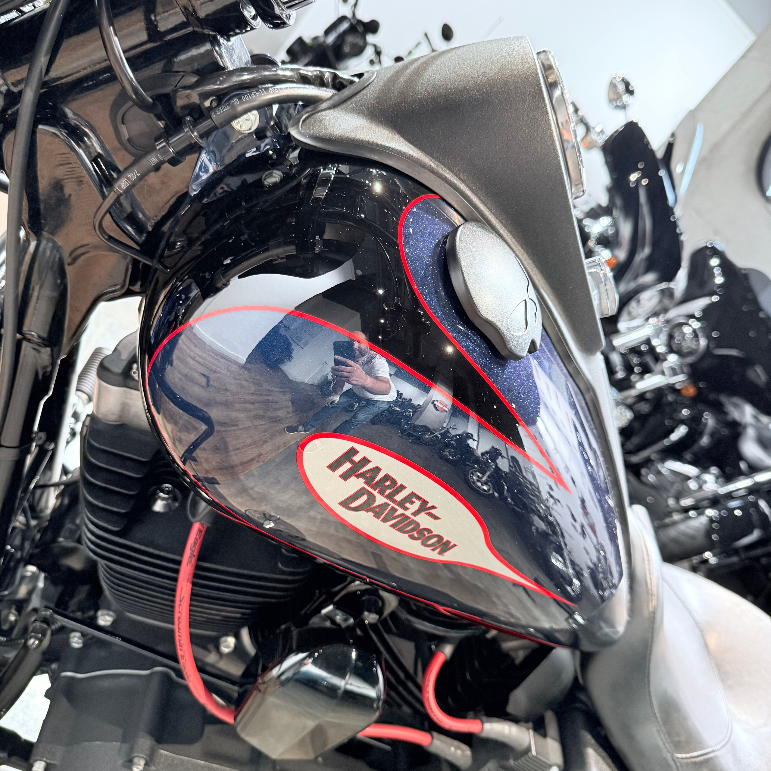 2013 Street Bob АВS Сlub-Style Blue. Hello Davidson, Москва. Только хорошие мотоциклы…
