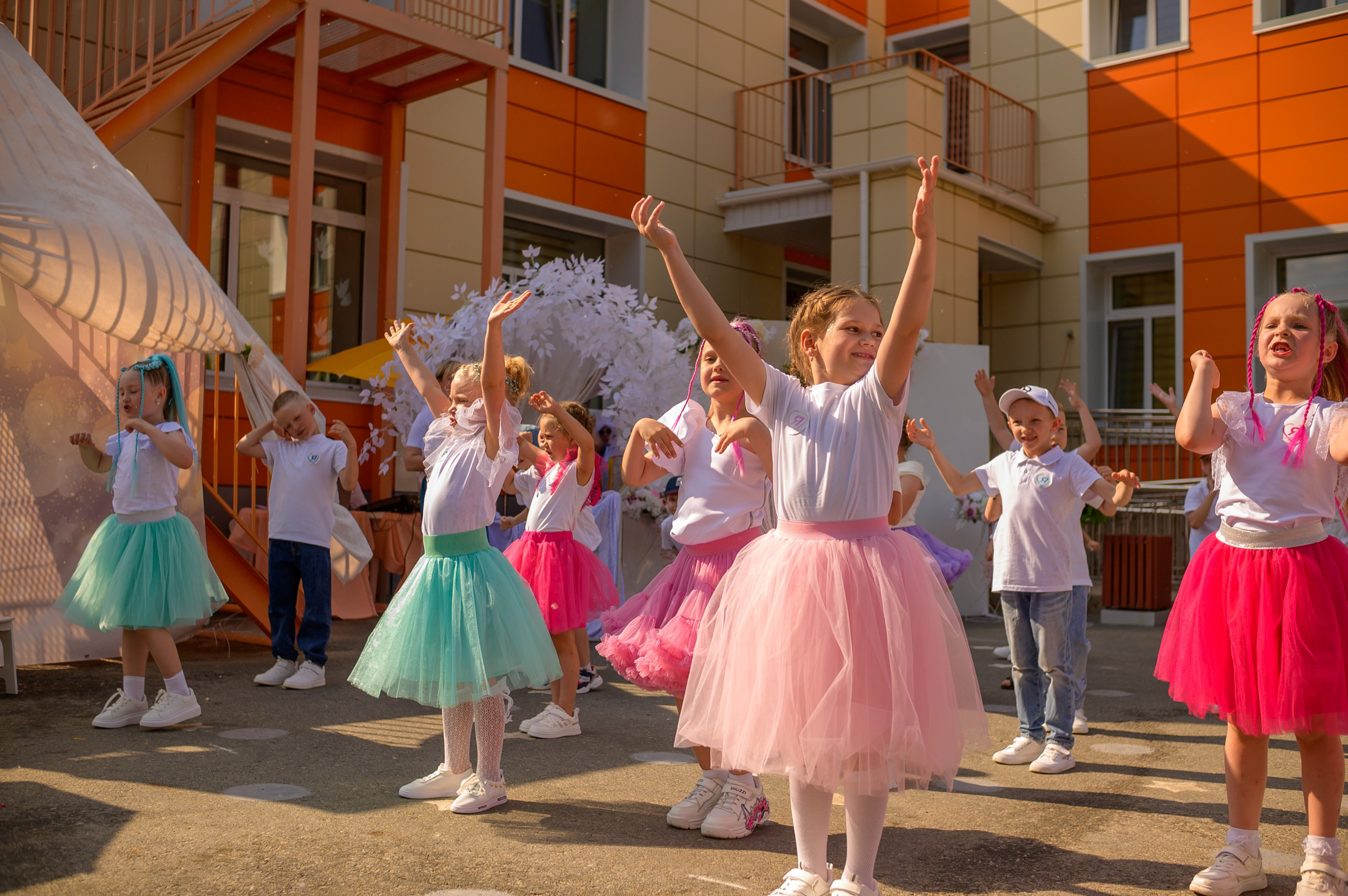 Репортаж выпускного группа «Фантазёры» 3 садик. Фотограф новорожденных, семейный детский в Тюмени Татьяна Морозова