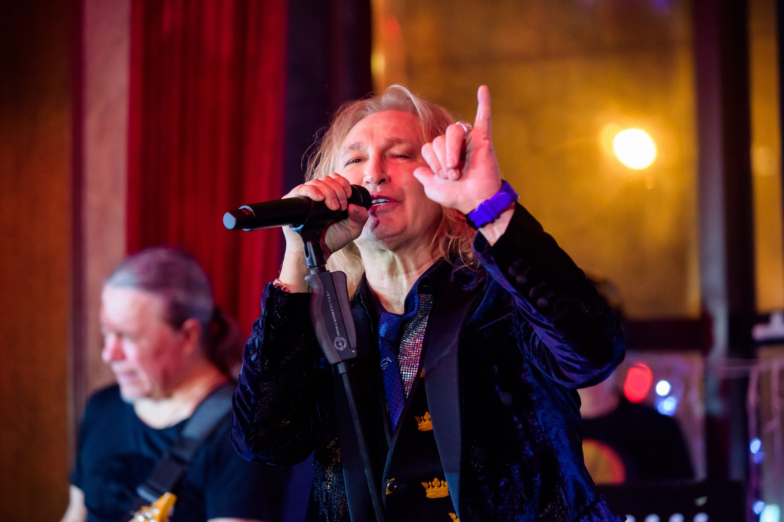 Люстра бар. Репортажный фотограф Сергей Дроздов