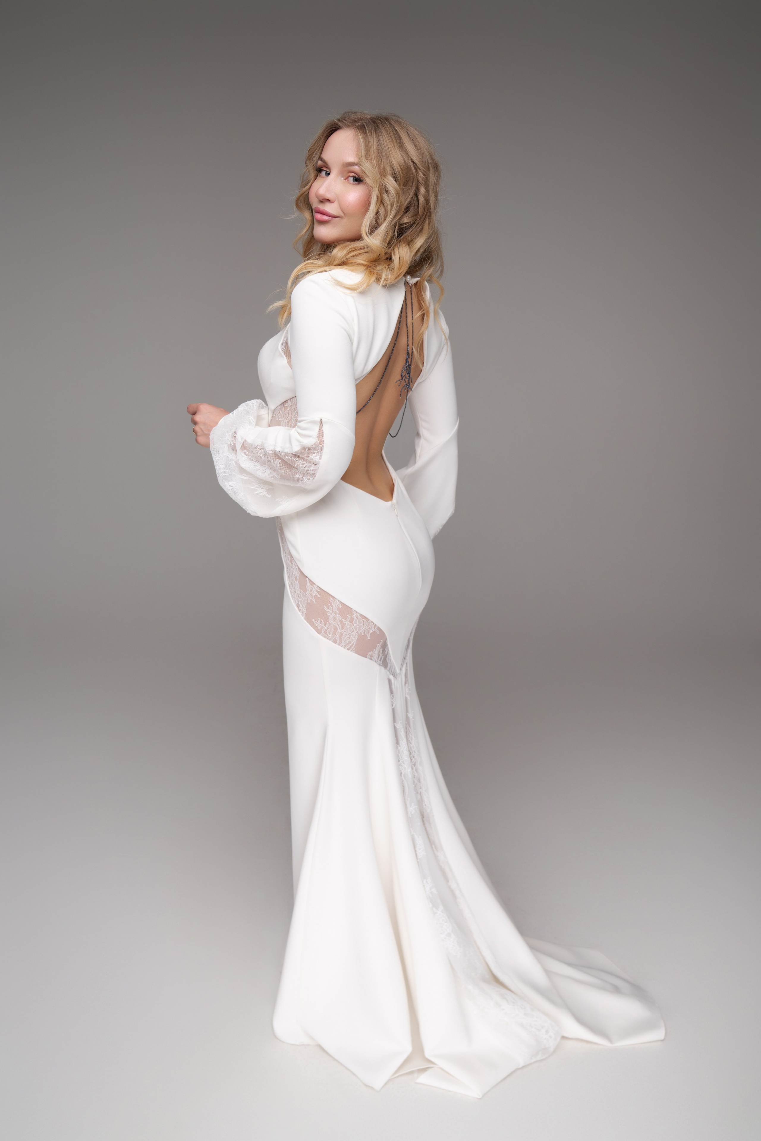 Платья. Оксана Волик фотограф в Архангельске. Аренда фотостудии White Studio