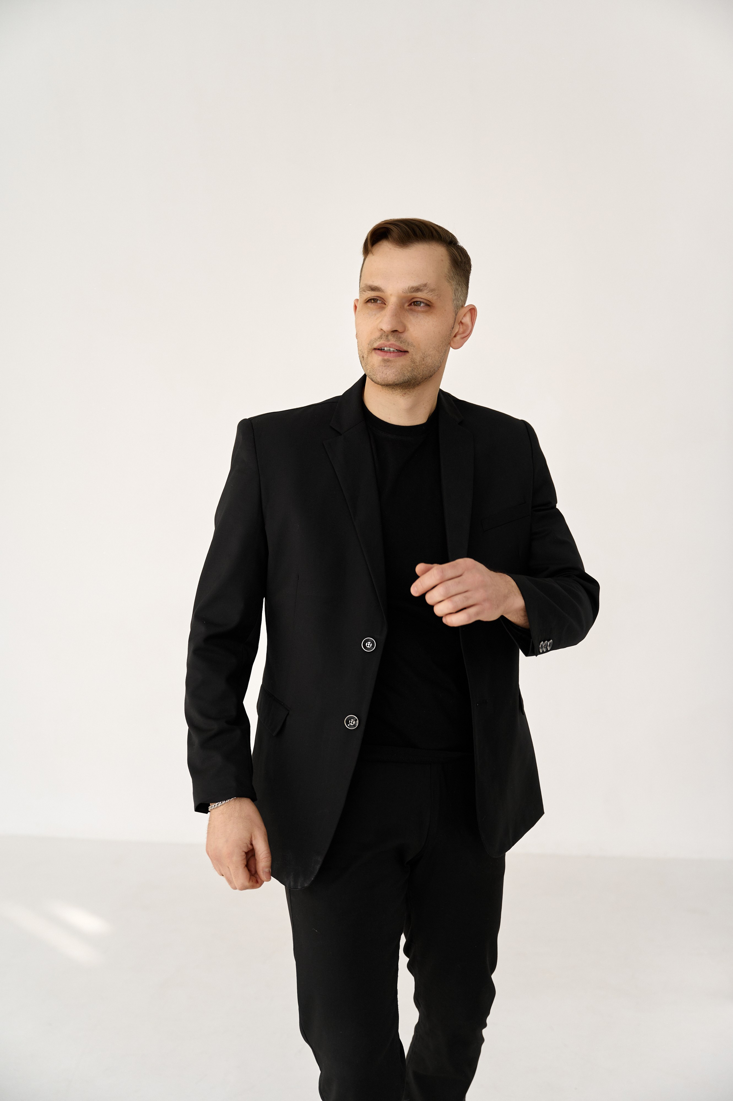 Свадебный Видеограф Виктор Васяков в Москве и Московской области