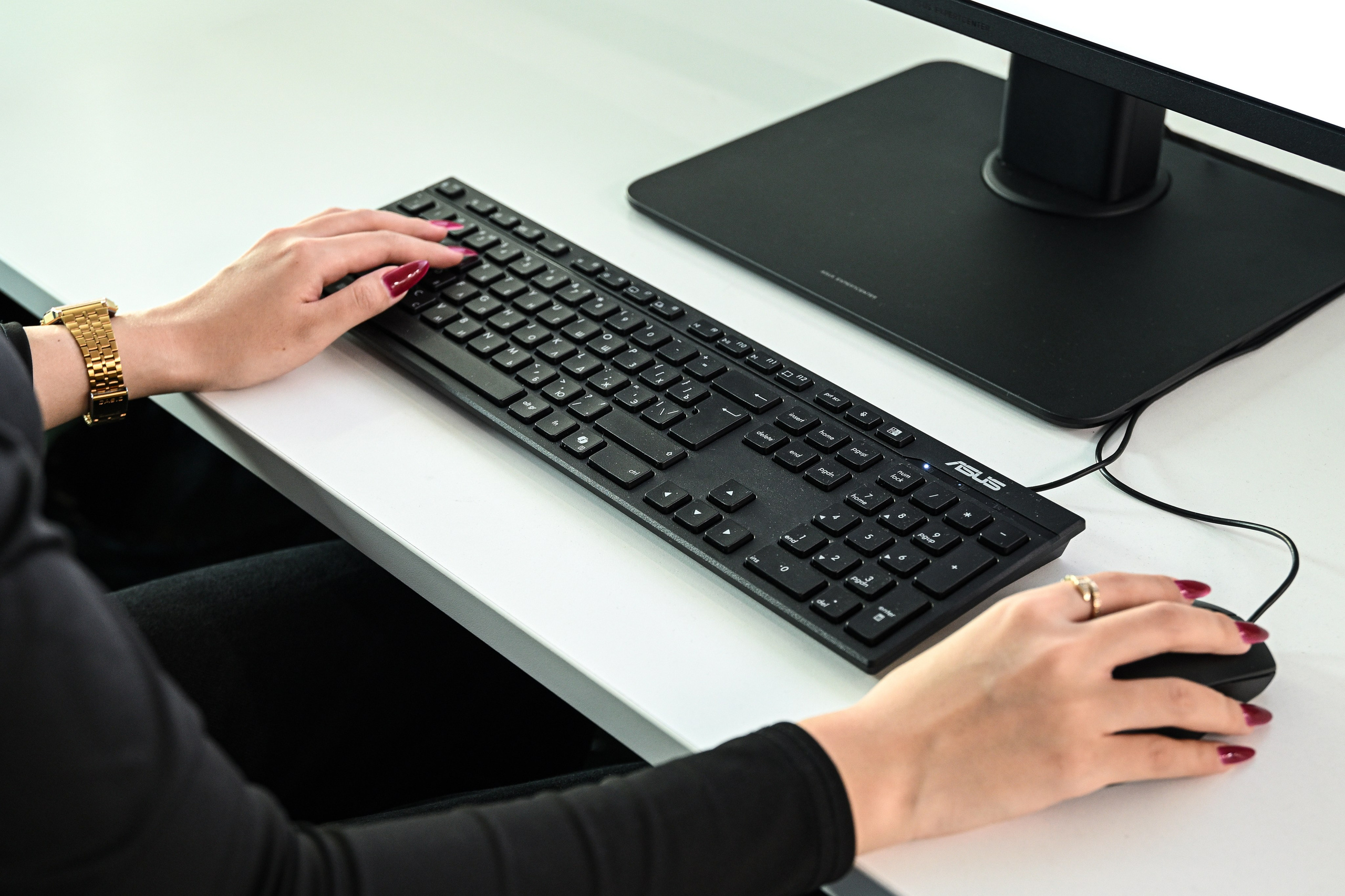 ASUS. Фотограф в Алматы Артемий Матюнин