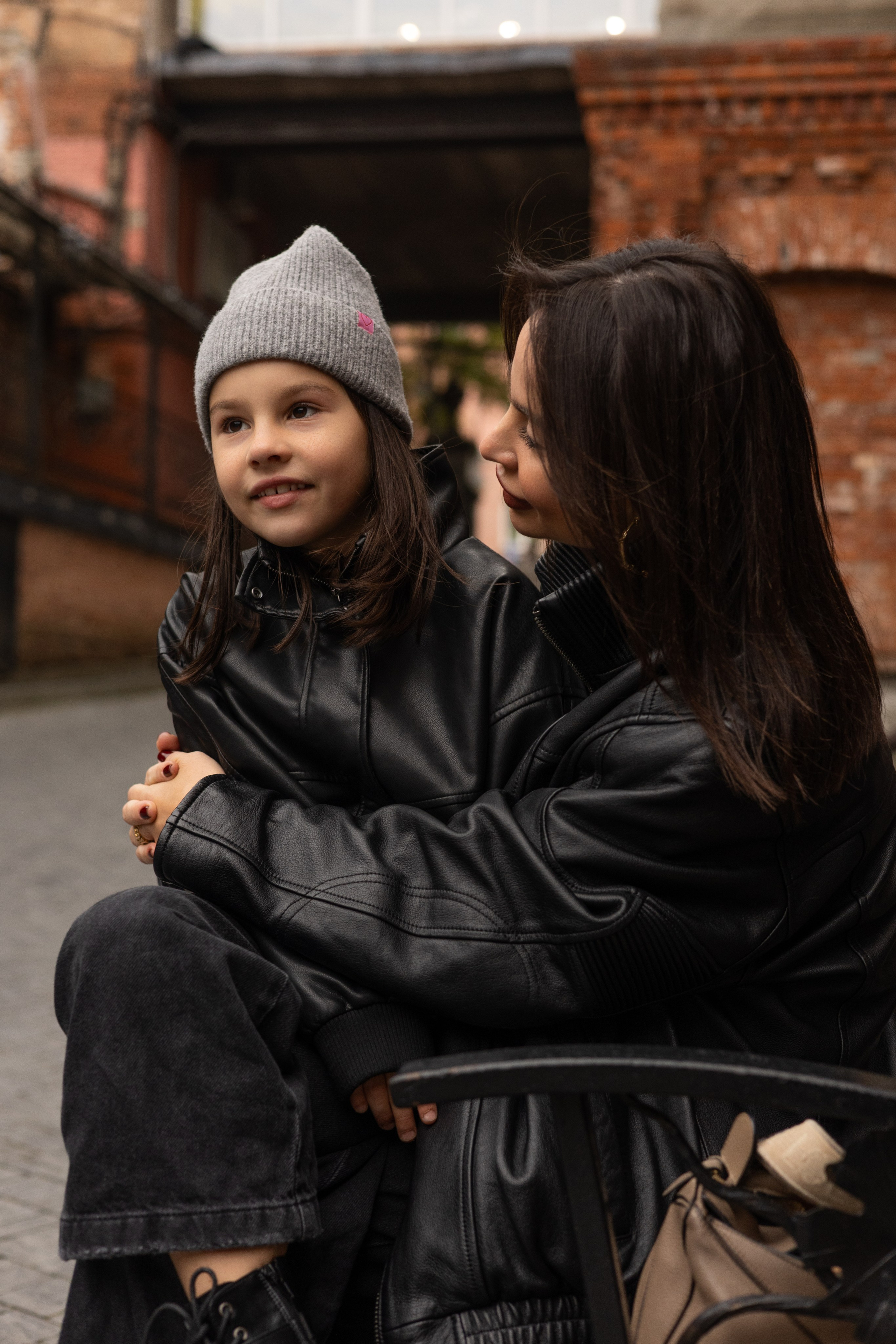 Вера с мамой. Портретный, свадебный, репортажный фотограф во Владивостоке Юлиана Джули Фокс