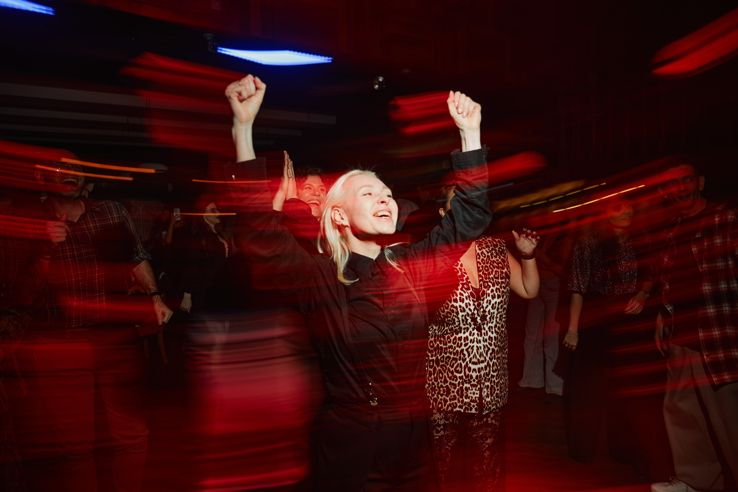 Арт-вечеринка 2026. Фотограф и видеограф в Кургане Леонид Корнильев