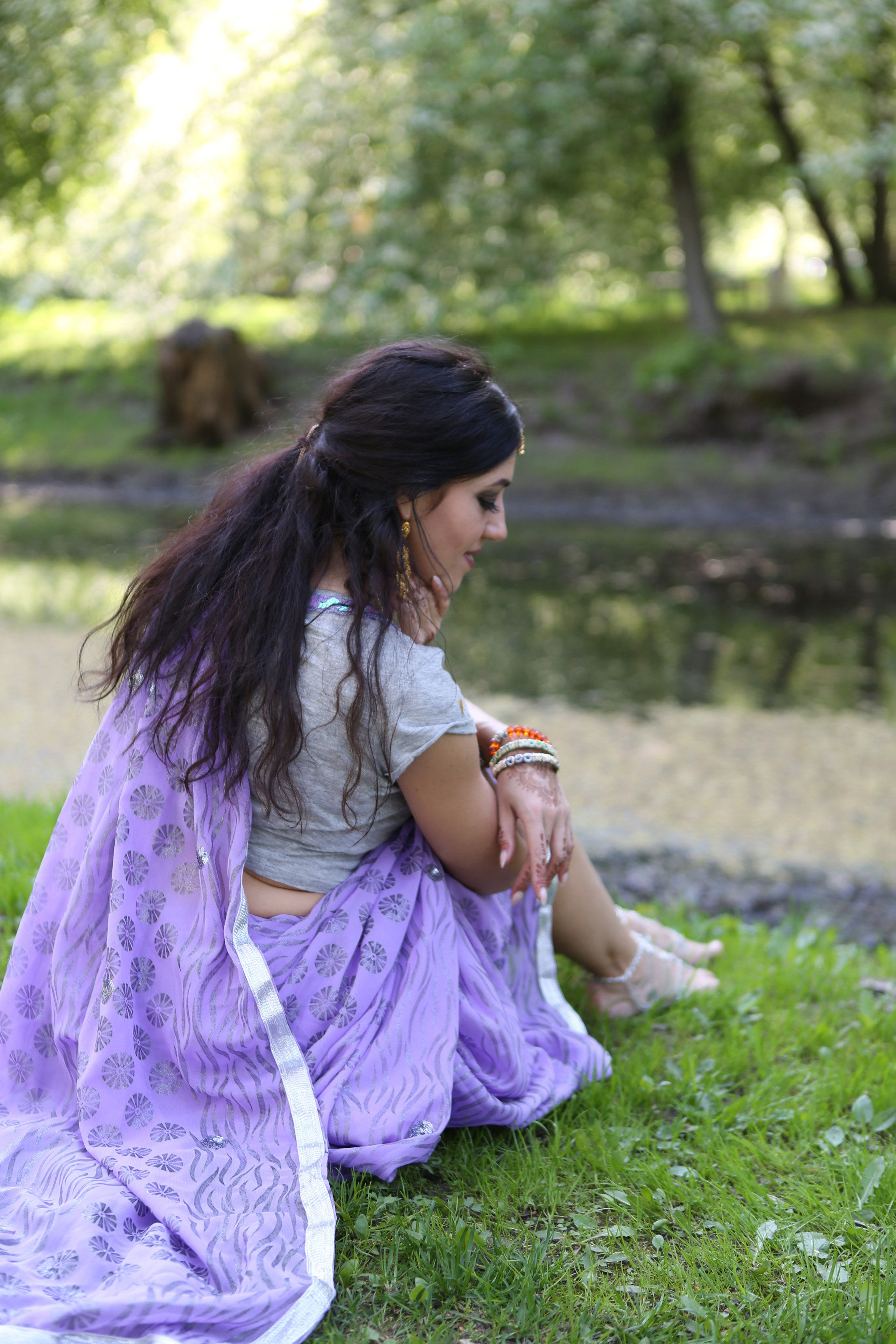 Прогулка в сари. Фотограф в Санкт-Петербурге. Индивидуальная съемка и фотопрогулки