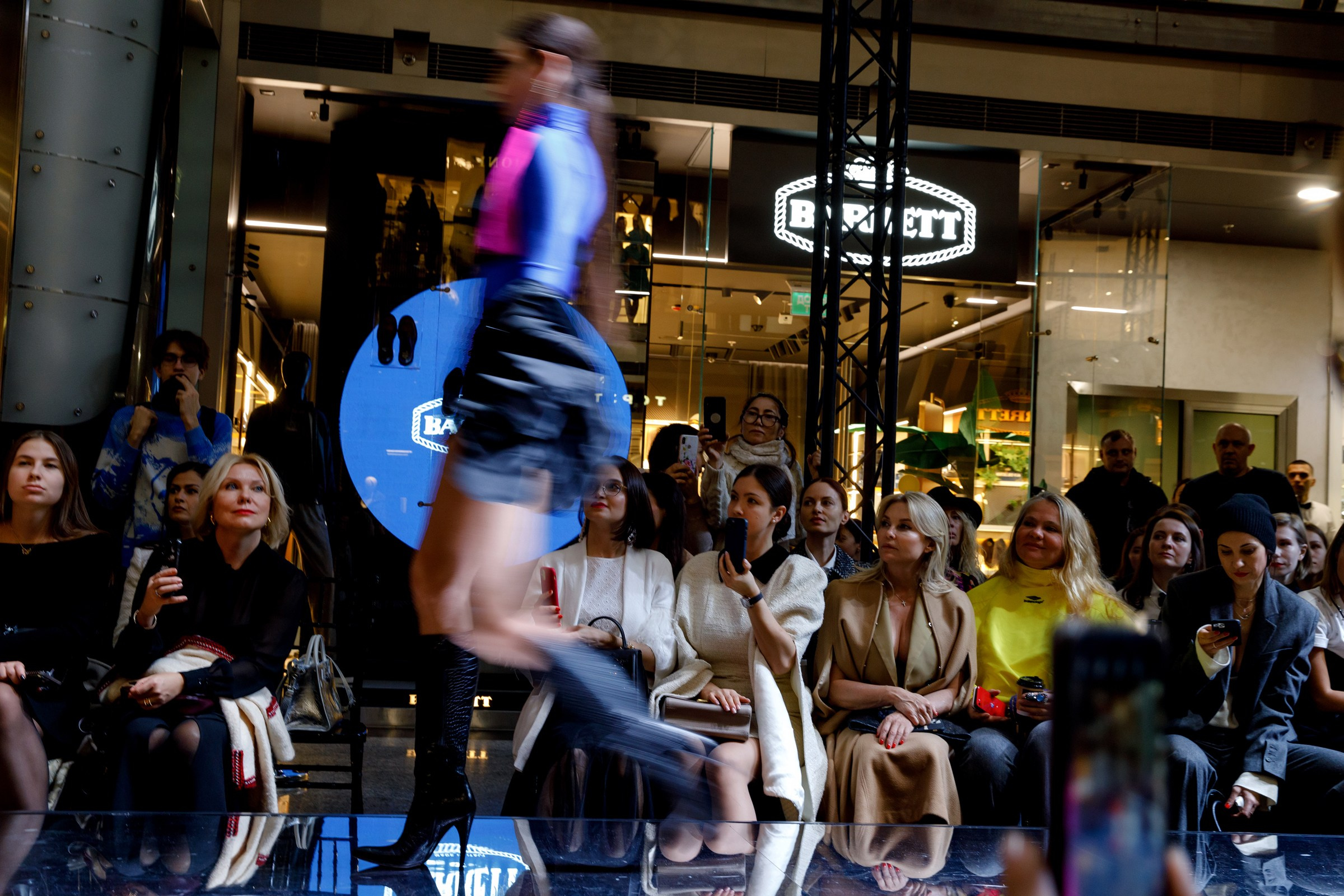 SFW. Любовь Чуляева — свадебный фотограф в Москве и Европе