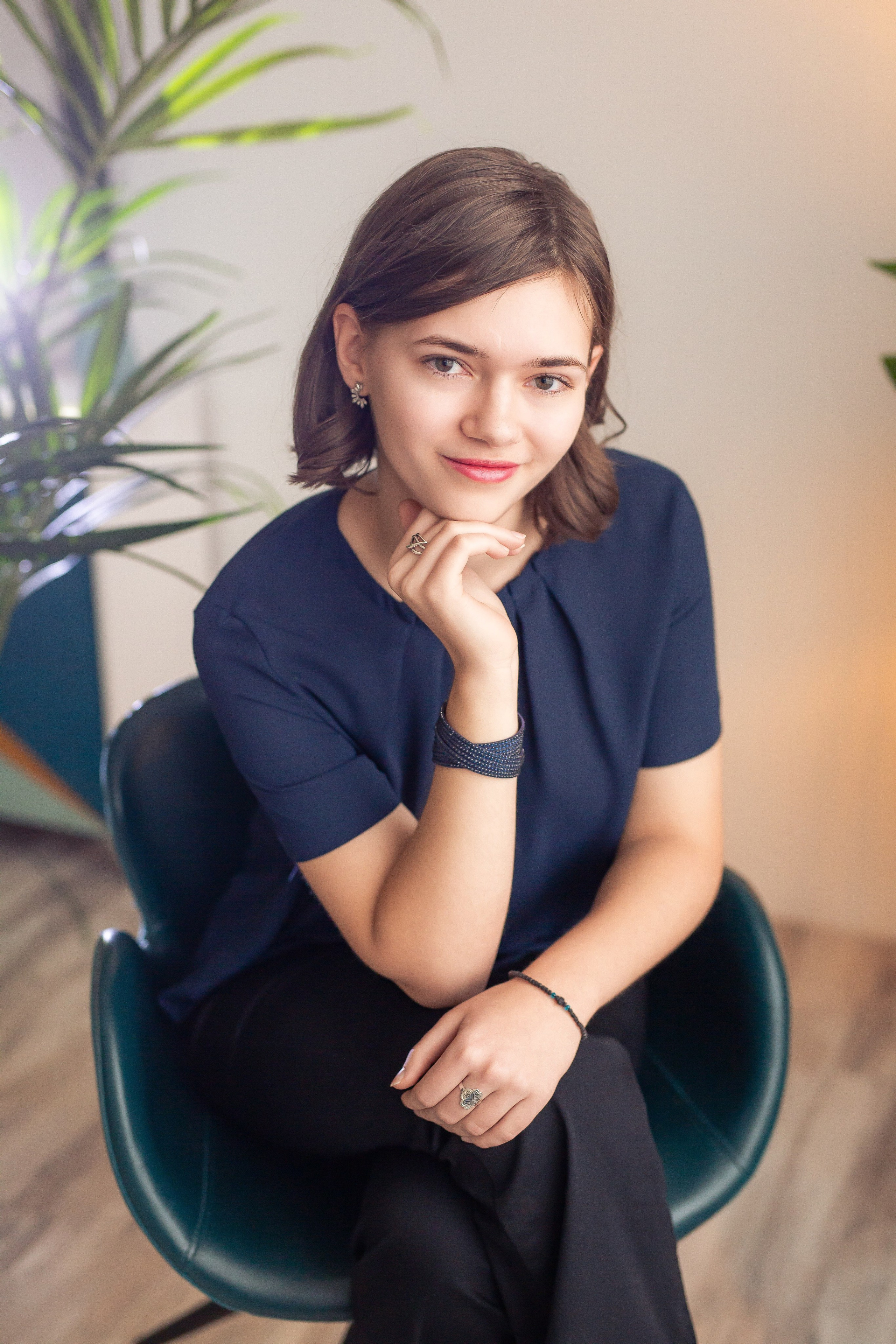 Школьникам. Антон и Татьяна Денисенко