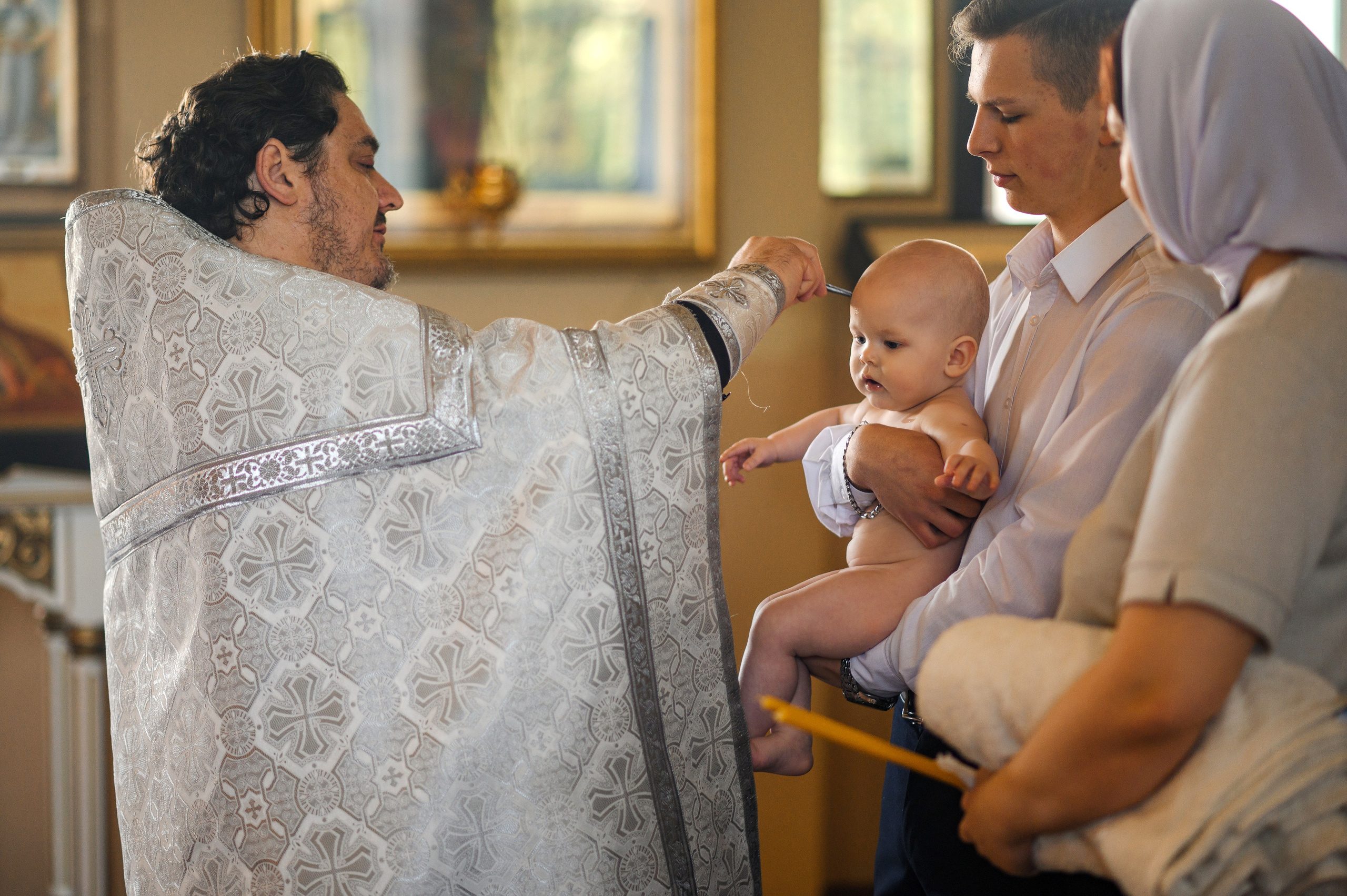 Крещение Кирилла. Церковь Введения во храм Пресвятой Богородицы (Веселовка). Свадебный и семейный Фотограф в Пензе Татьяна Лапоногова
