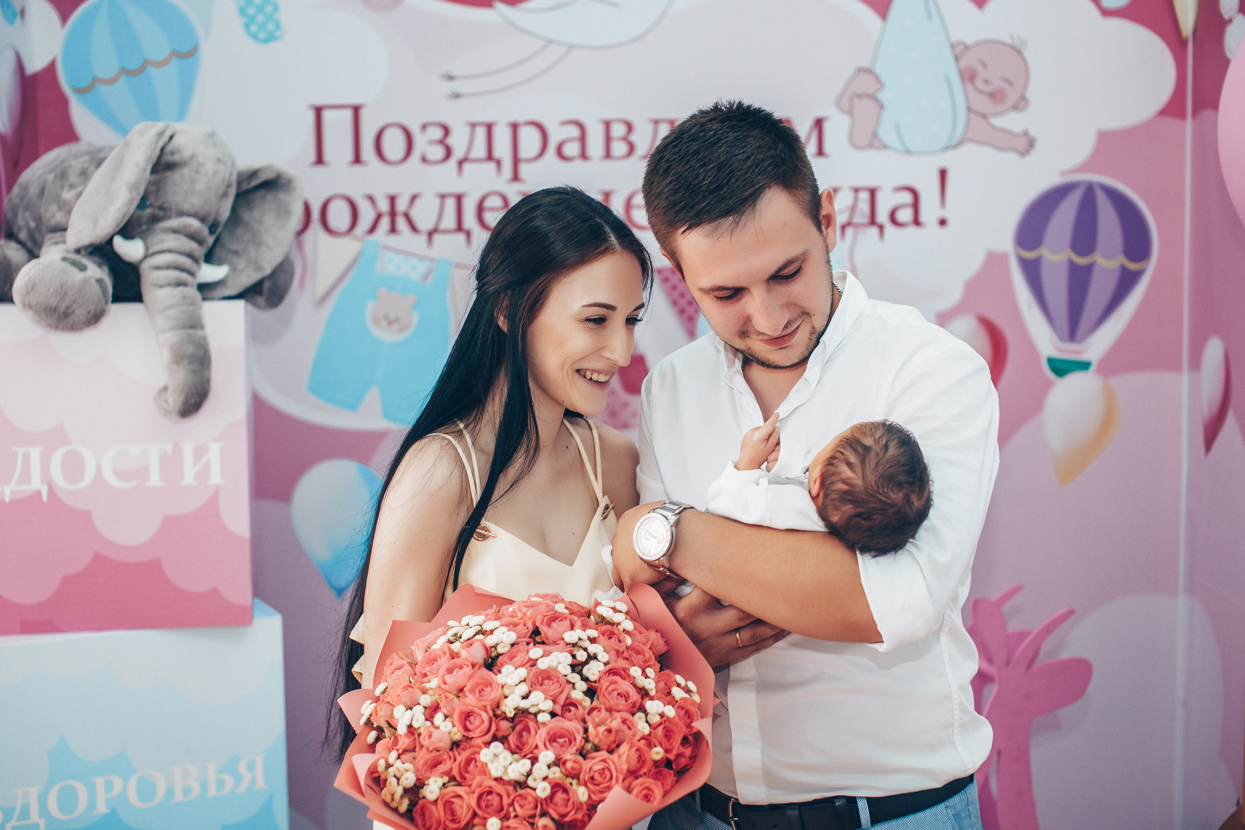 Выписка с Перинатального центра. Свадебный и семейный фотограф/видеограф в Краснодаре Наталья Осинская