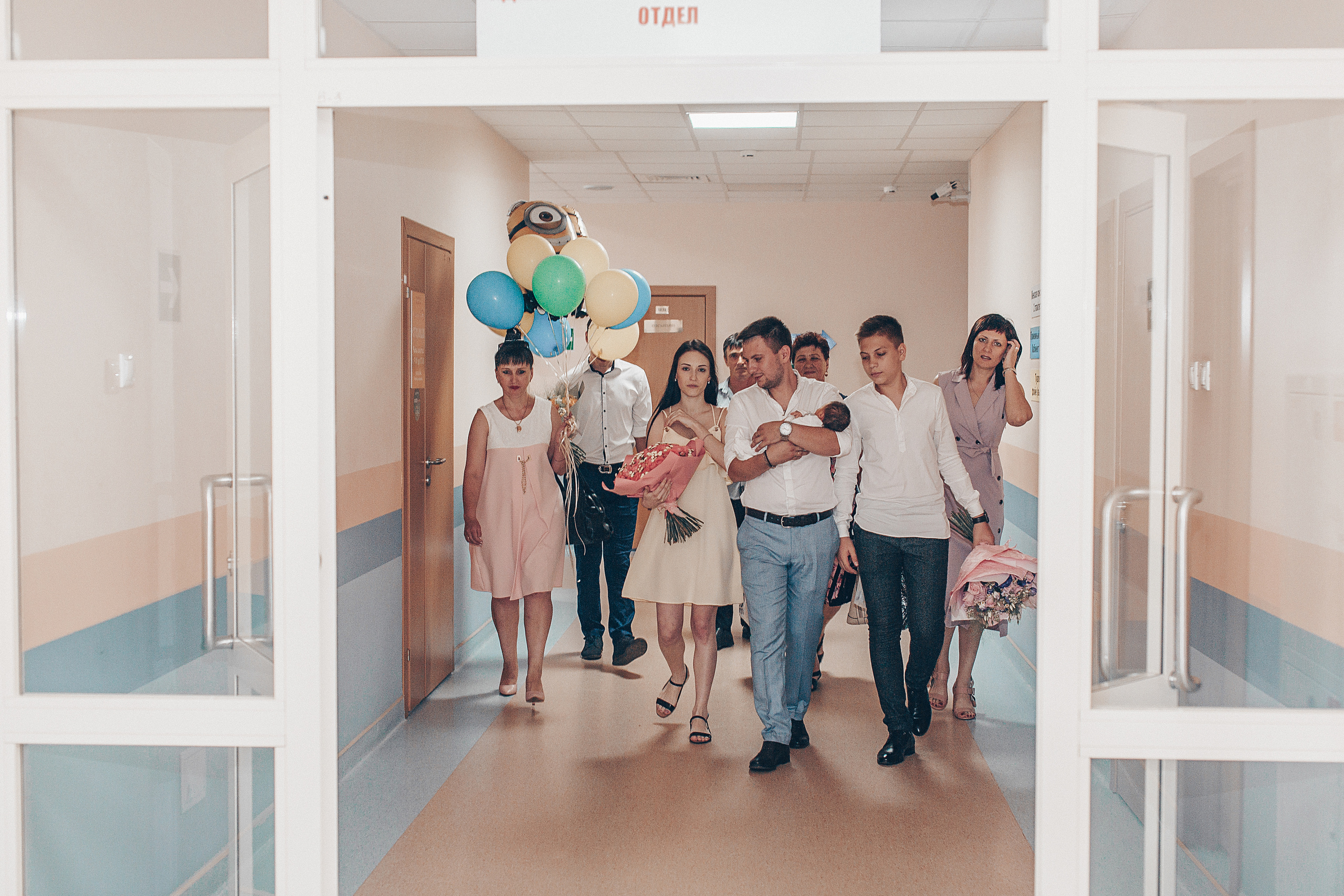 Выписка с Перинатального центра. Свадебный и семейный фотограф/видеограф в Краснодаре Наталья Осинская