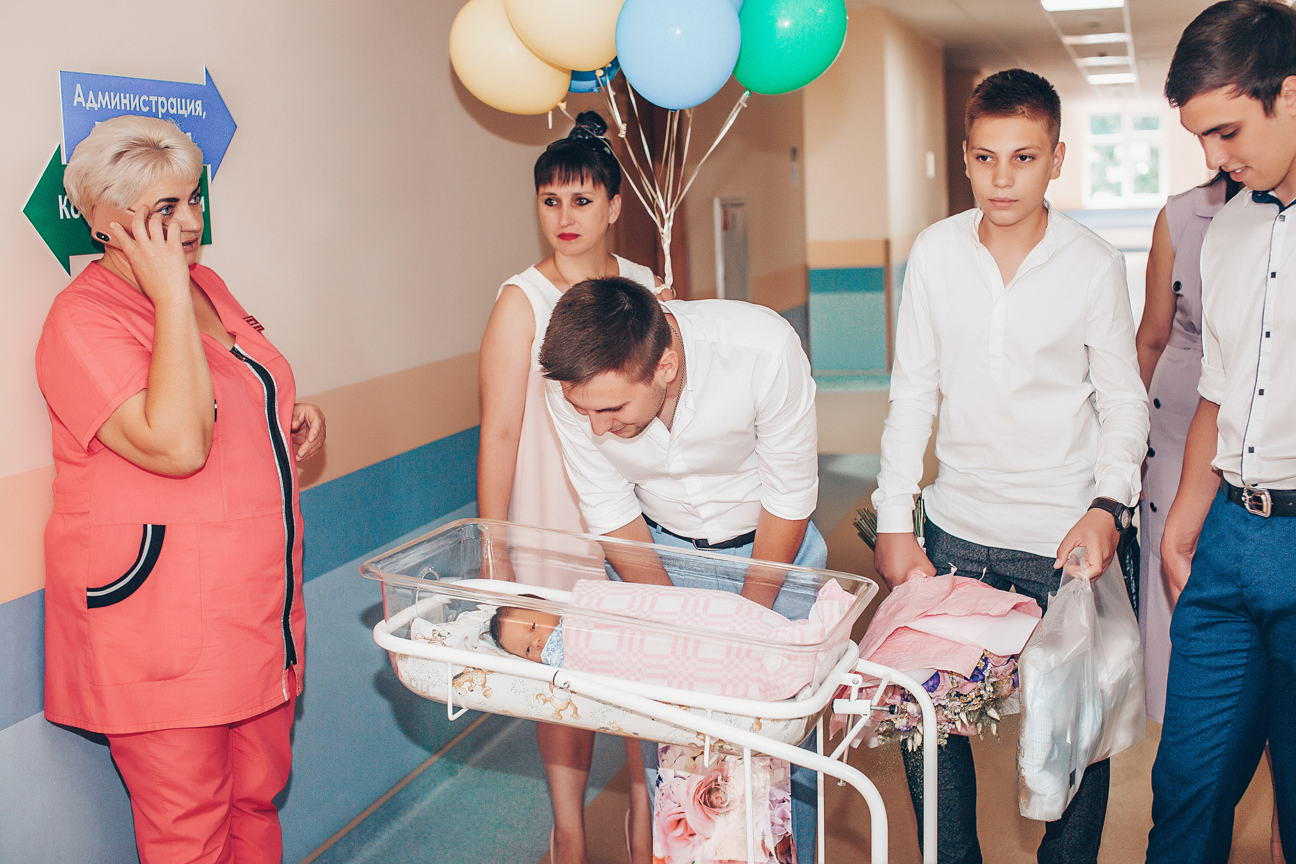 Выписка с Перинатального центра. Свадебный и семейный фотограф/видеограф в Краснодаре Наталья Осинская