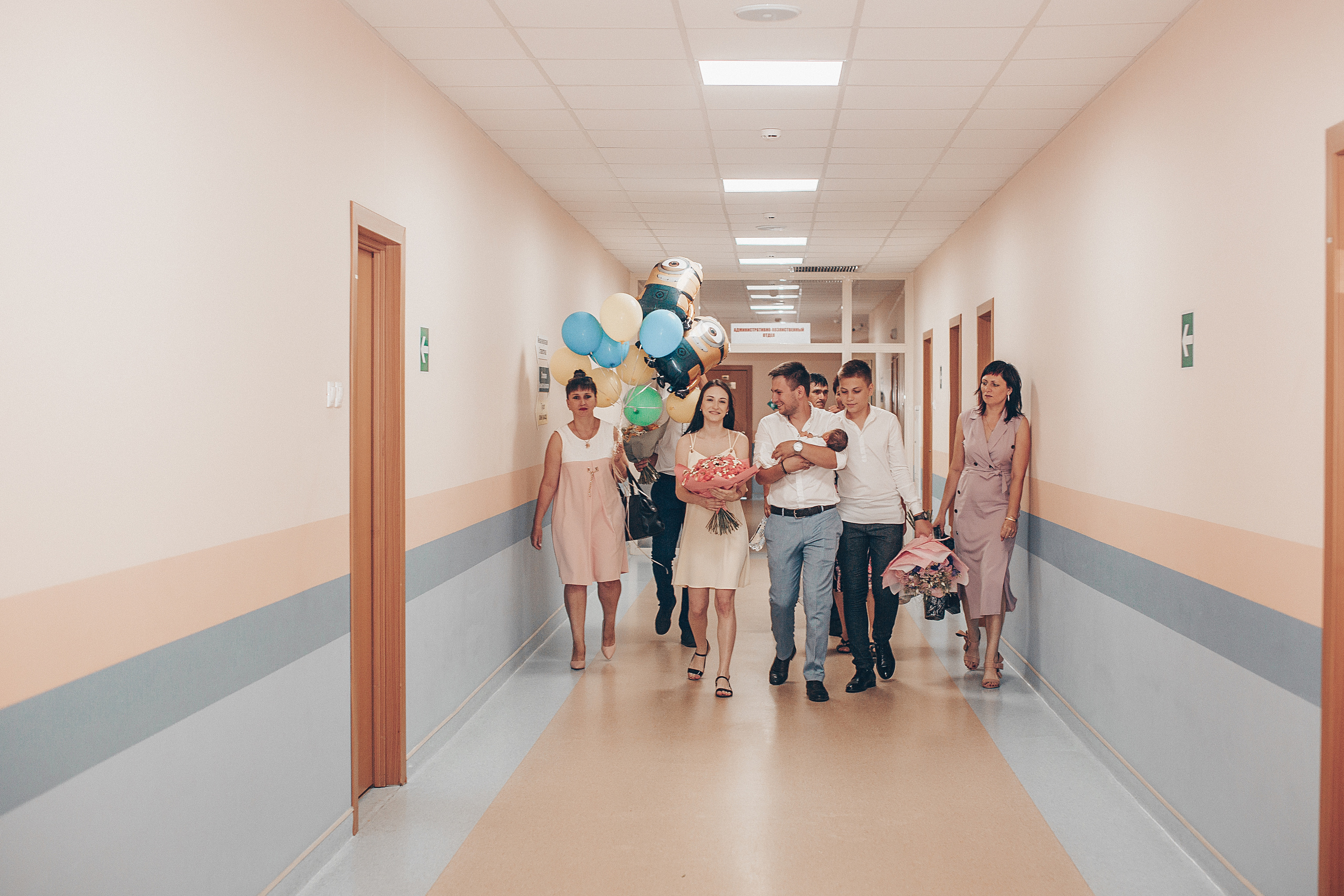 Выписка с Перинатального центра. Свадебный и семейный фотограф/видеограф в Краснодаре Наталья Осинская