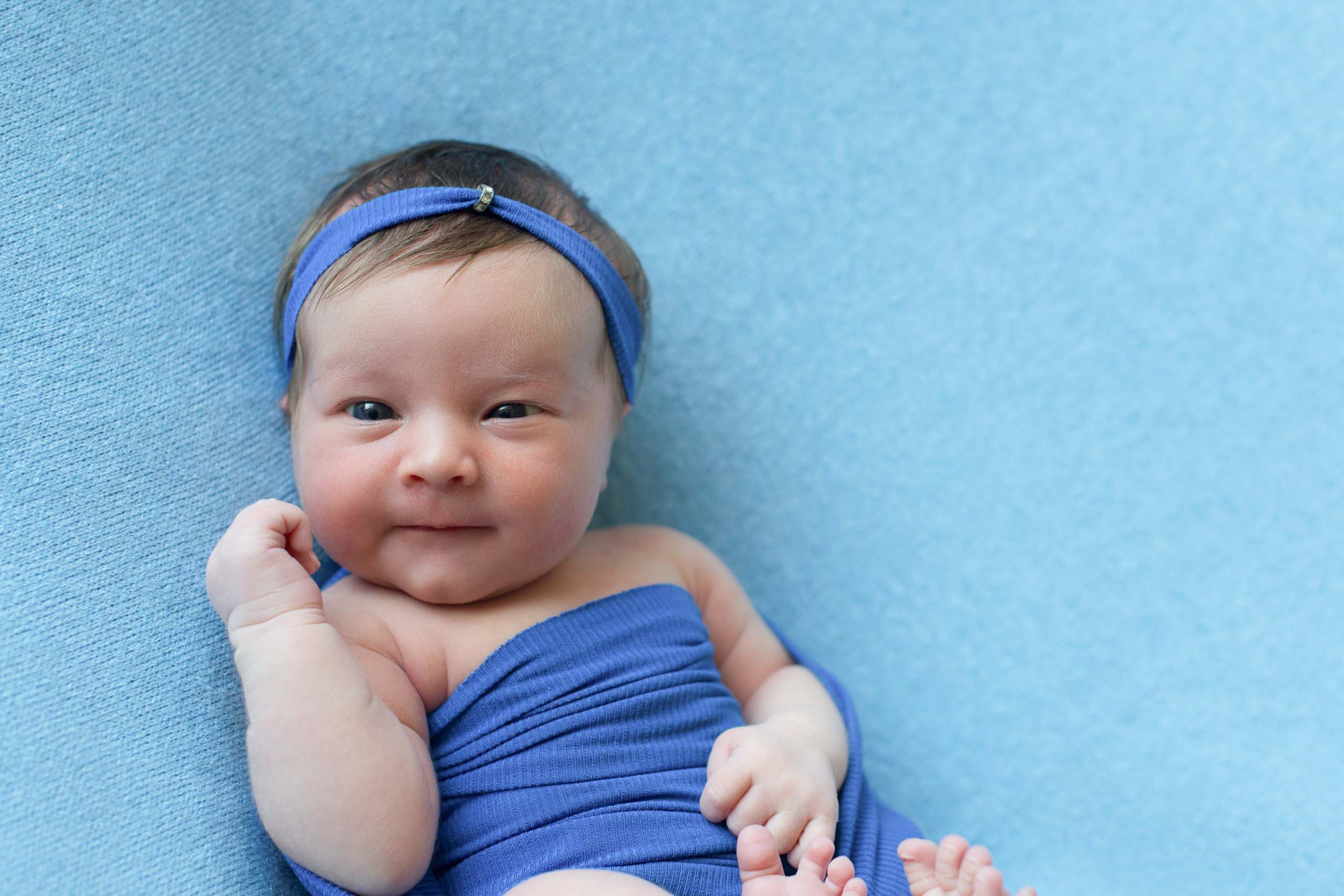 PH @kataleya_newborn. Retoucher Aleksmokh