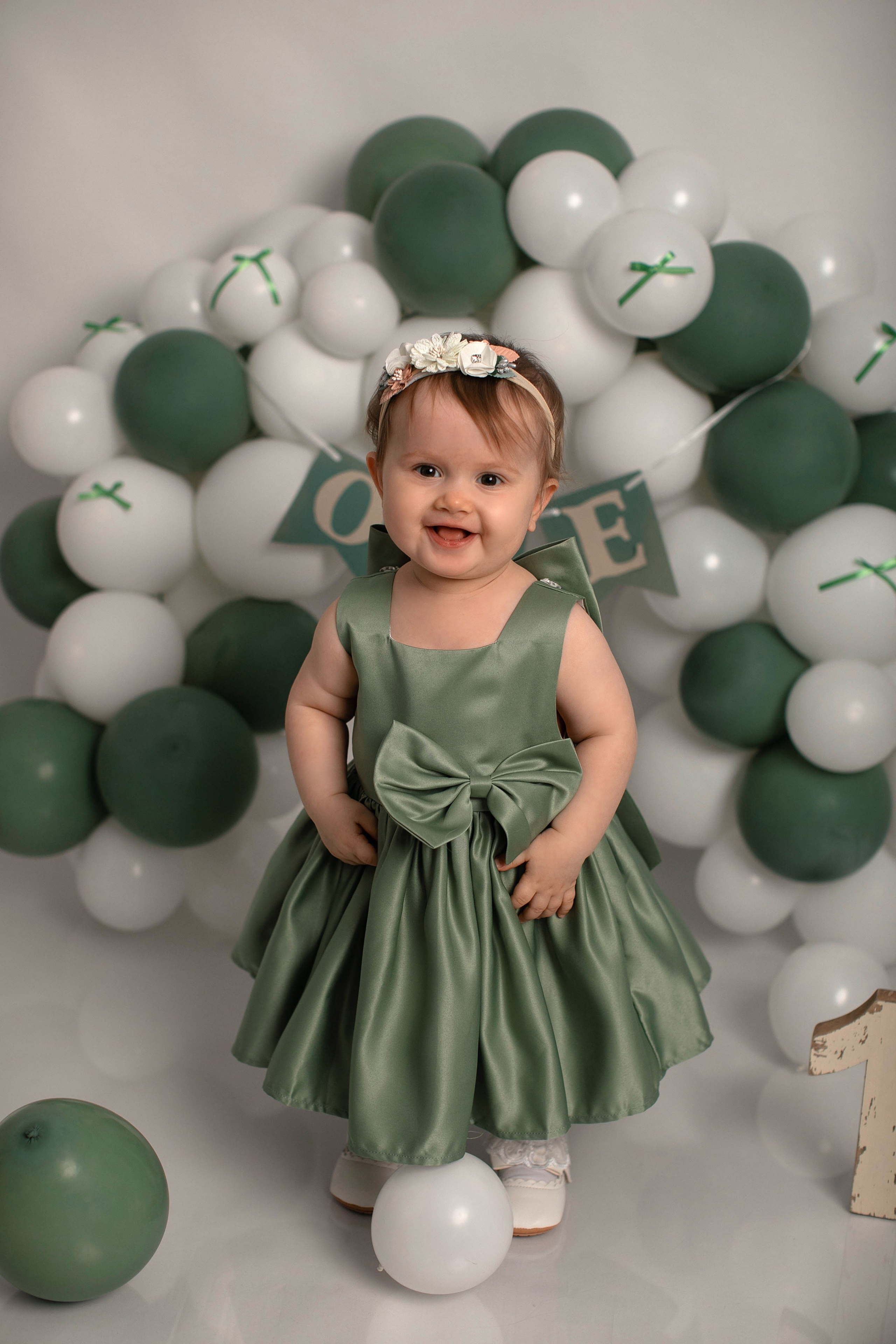 Съемка Первый тортик. Фотограф новорожденных