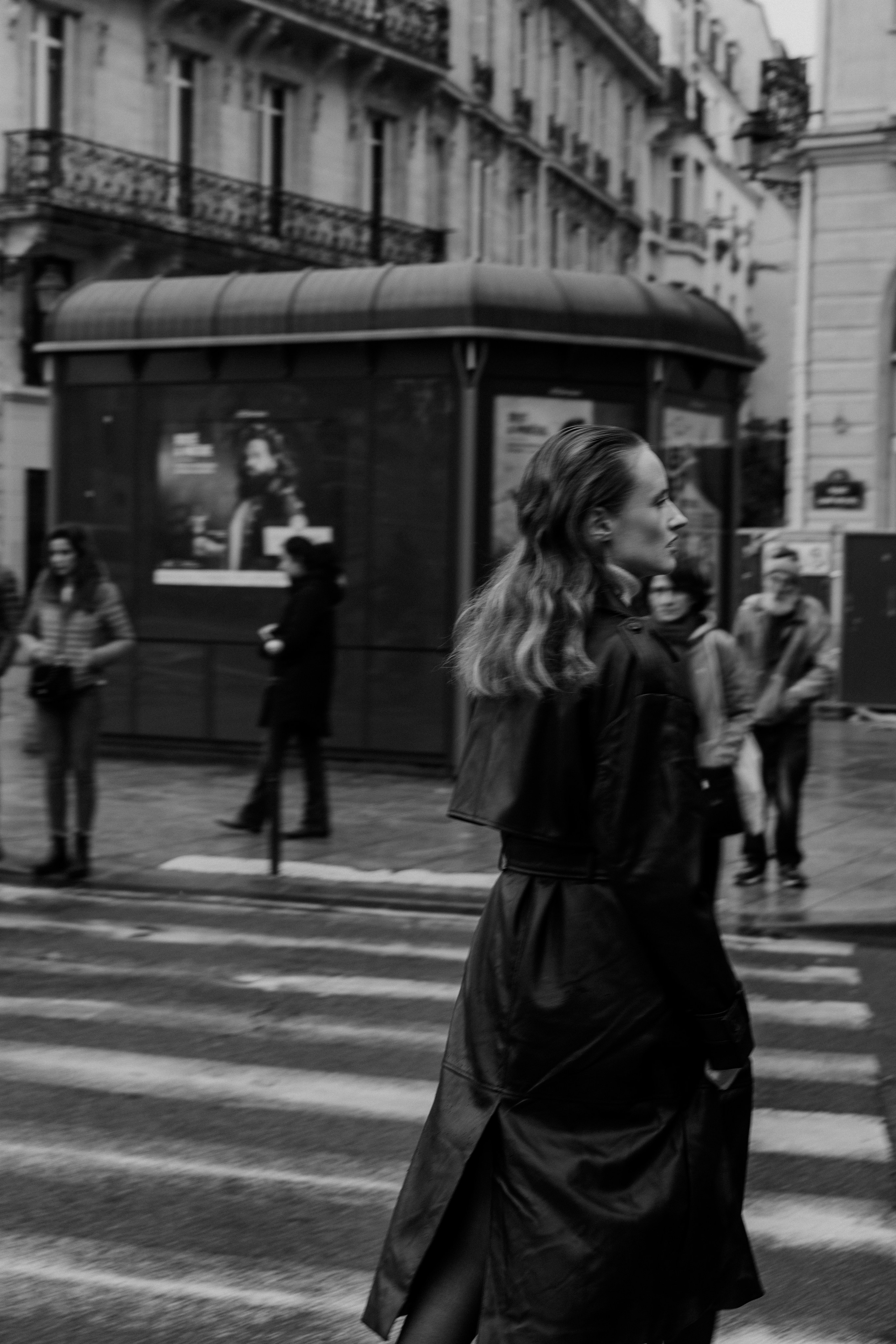 Femme fatale. Photographer in Paris