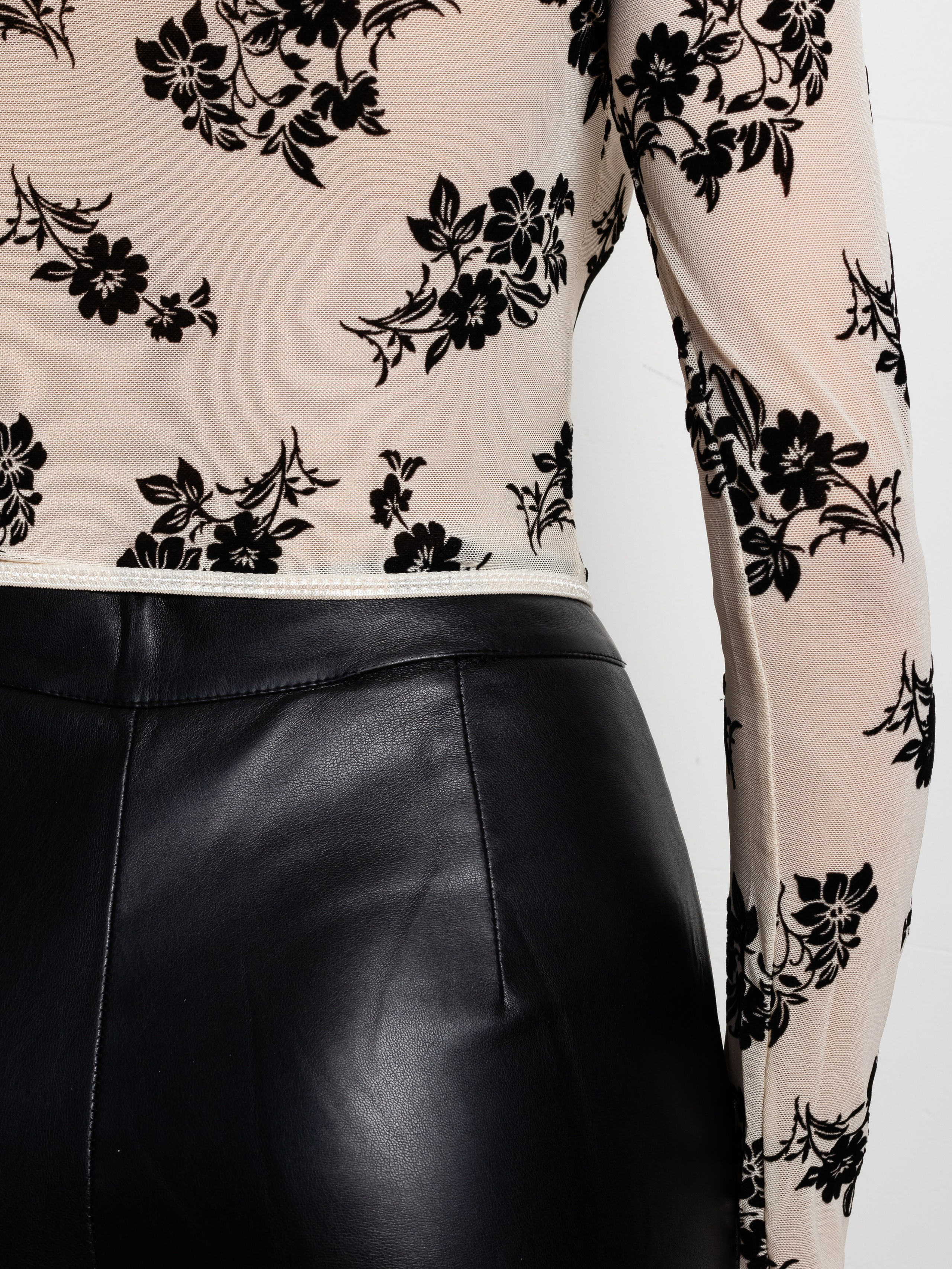 Корсеты. Фотограф в Краснодаре Арина Кудряшова