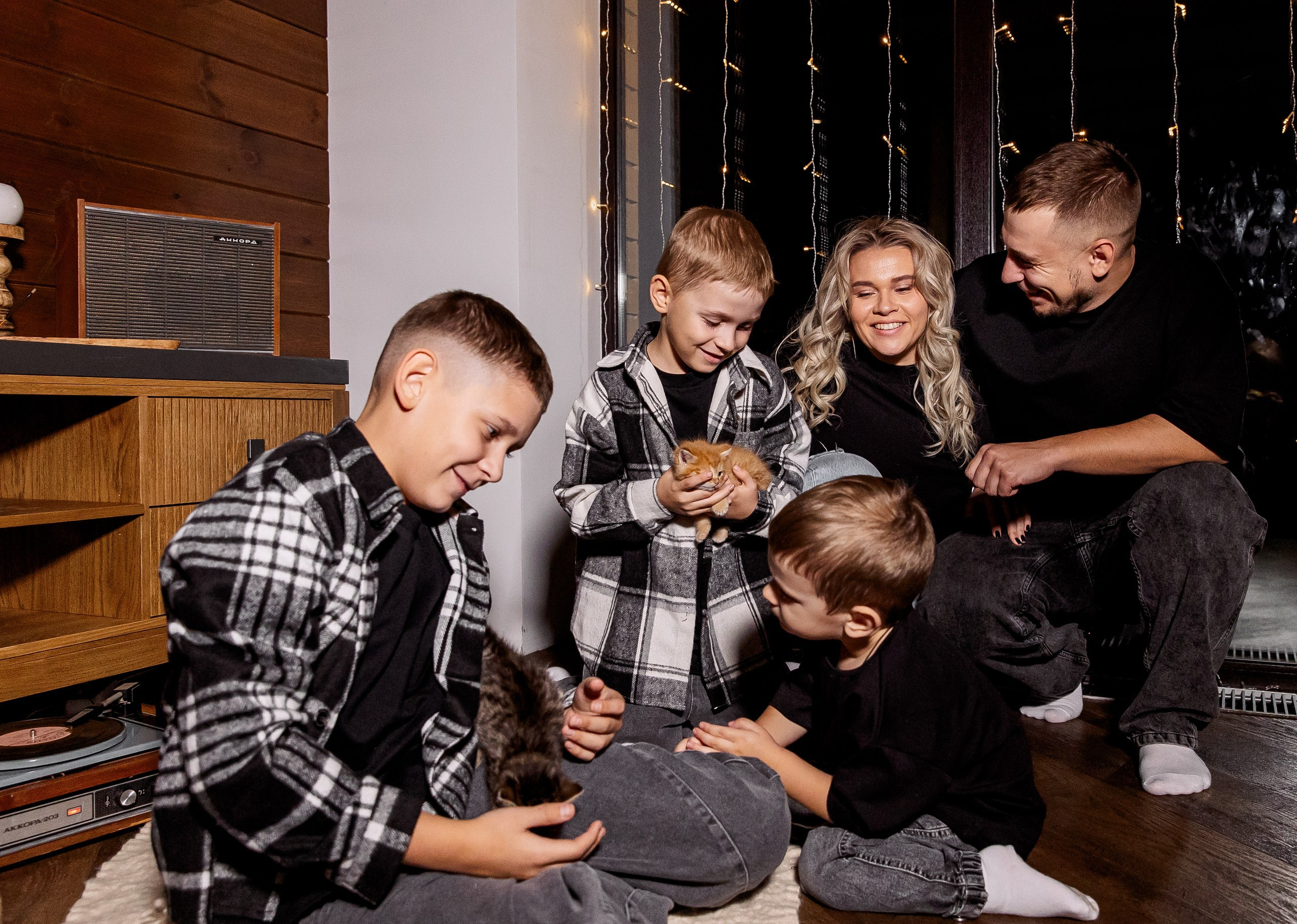 Эдуард и Дарья с сыновьями. Свадебный и семейный фотограф в Челябинске Юлия Ишимова