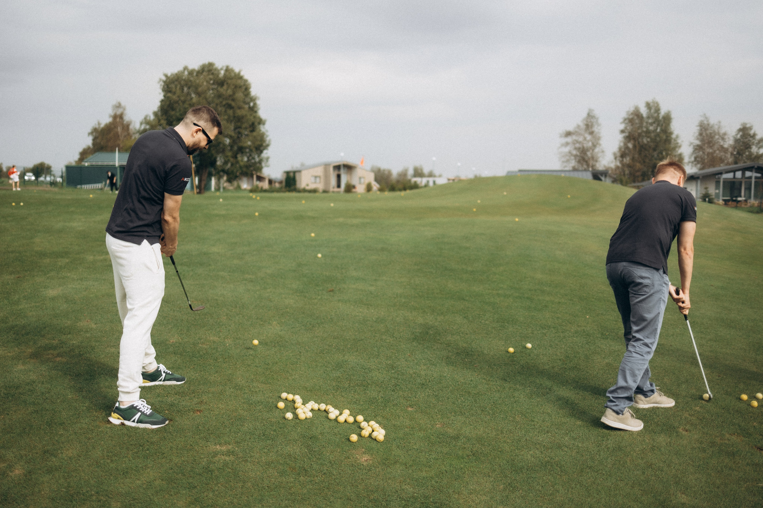 Корпоратив компании Аксон «игра в гольф». Фотограф Артем Бросов в Санкт-Петербурге и Дубае