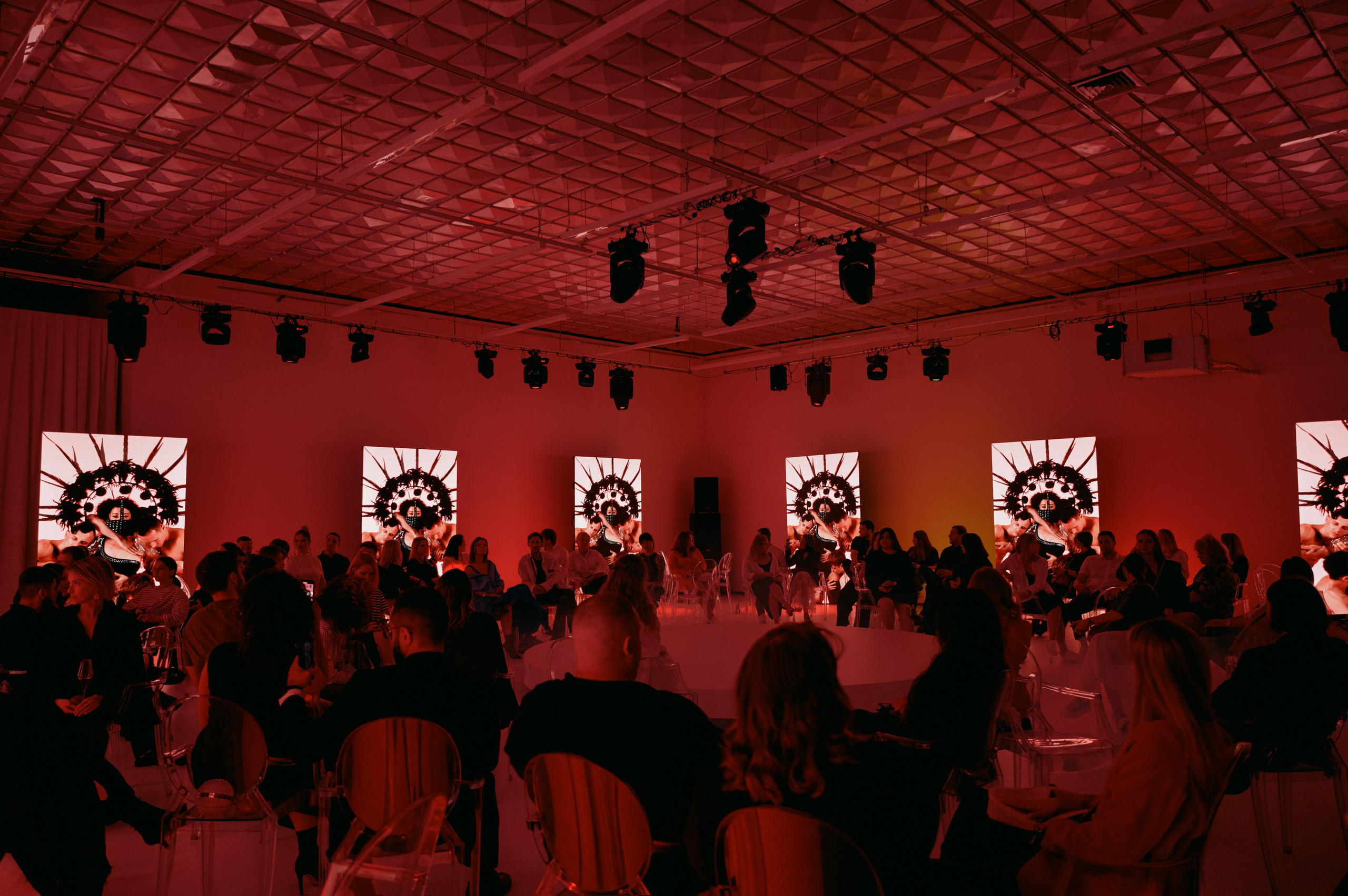 Перформанс СТЫД. Свадебный фотограф в Ростовe-на-Дону Анастасия Прутова