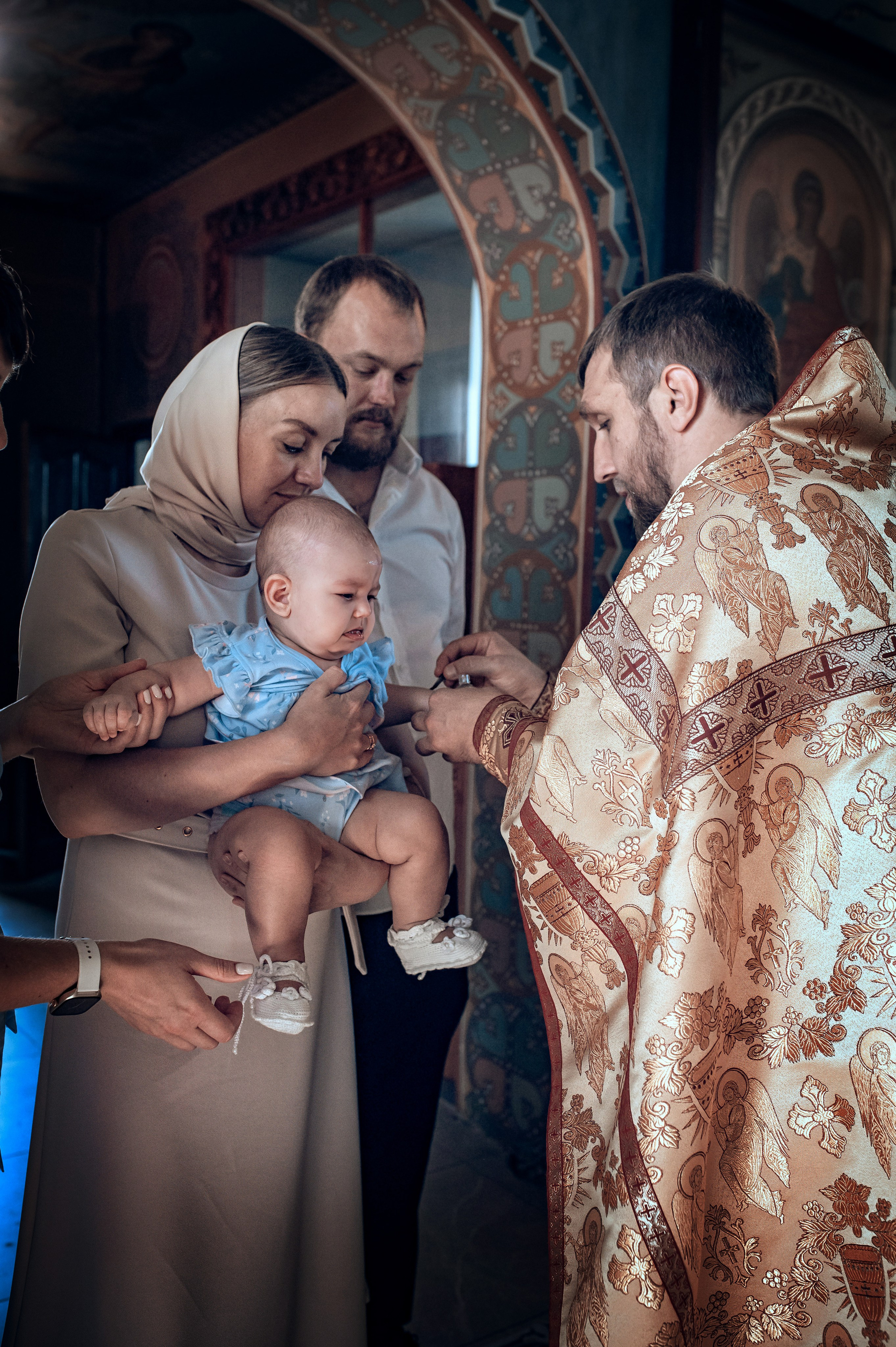 Съемка таинства крещения в Красноярске. Фотографы крещения/венчания  Красноярск Татьяна и Вячеслав Переваловы