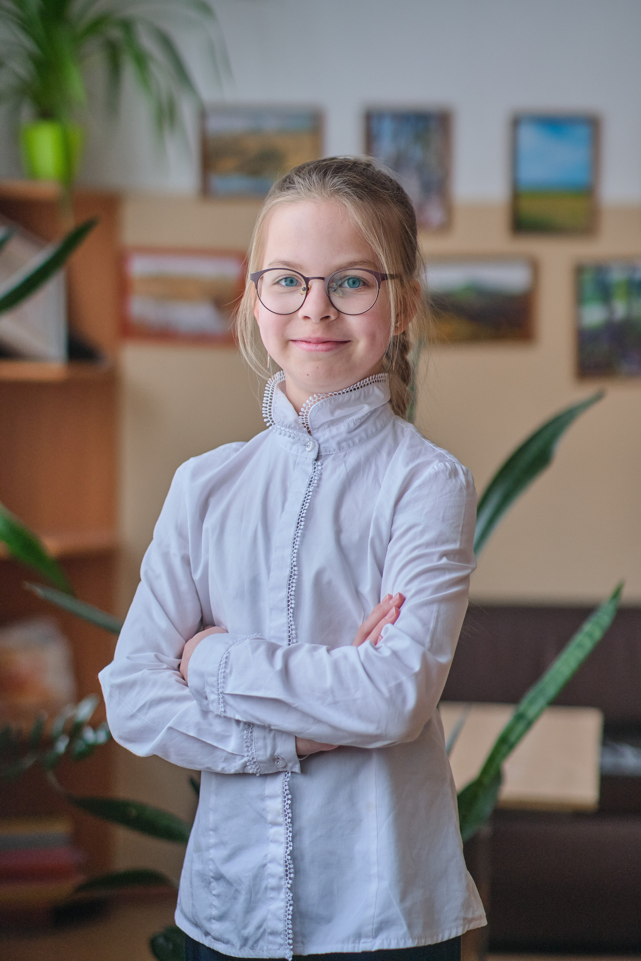 Начальная школа — Портреты. Выпускные альбомы в Ульяновске — Алена Меньшикова