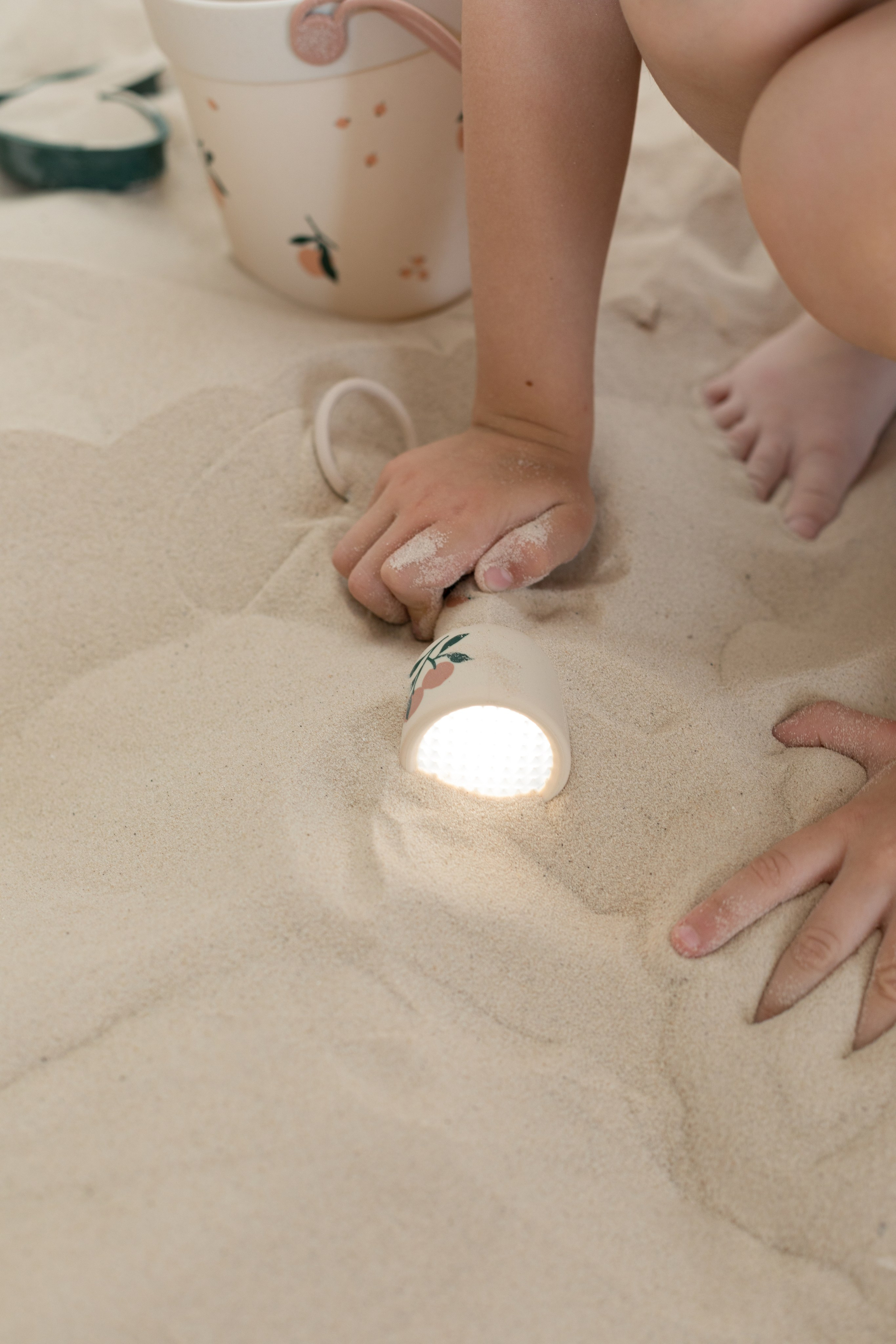 Фотосессия в песке для детского бренда. Детский и контент фотограф Надя Волкова Санкт-Петербург