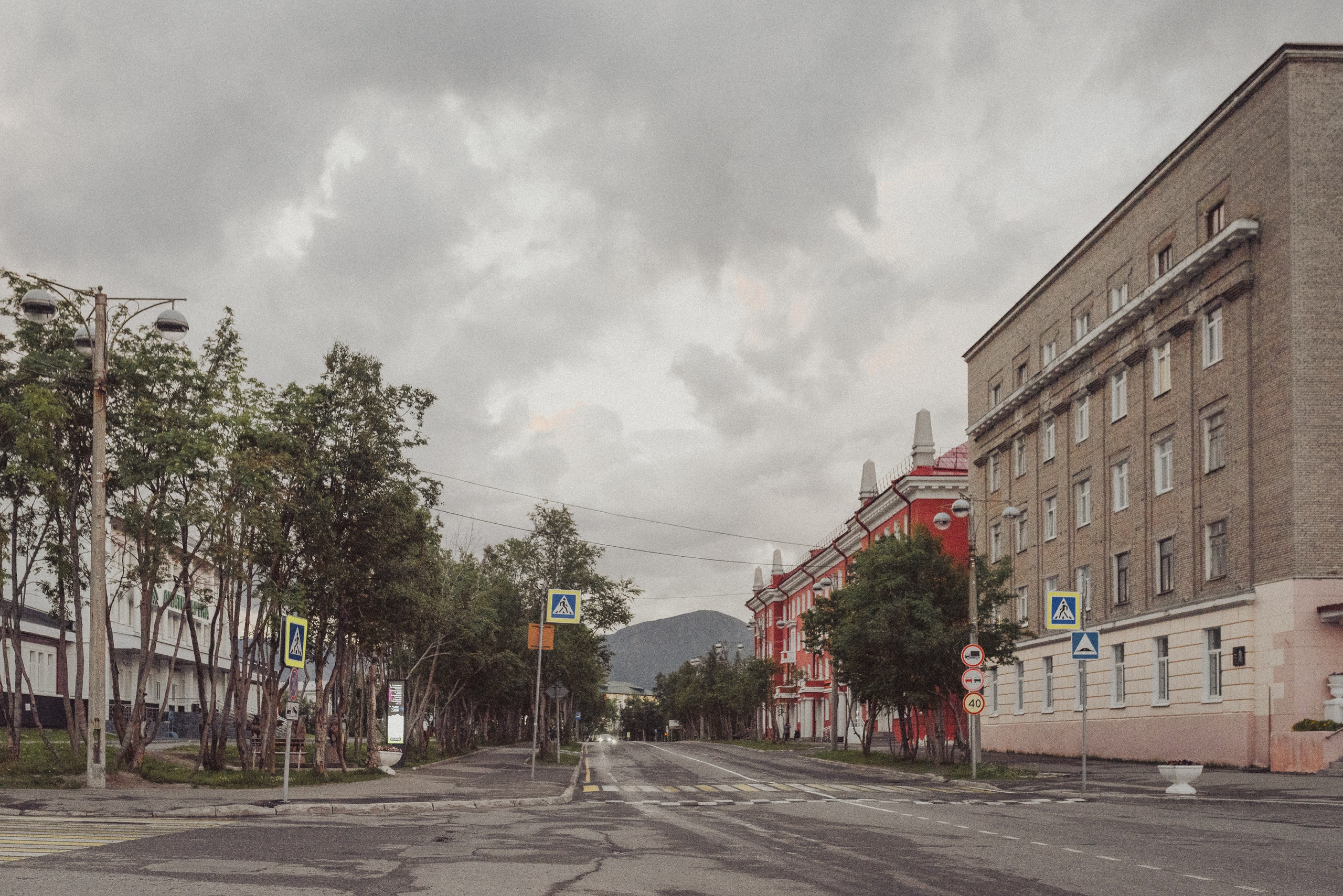 Проект «На улице Ленина». Кировск, пр. Ленина. Документальный фотограф Илья Тихановский