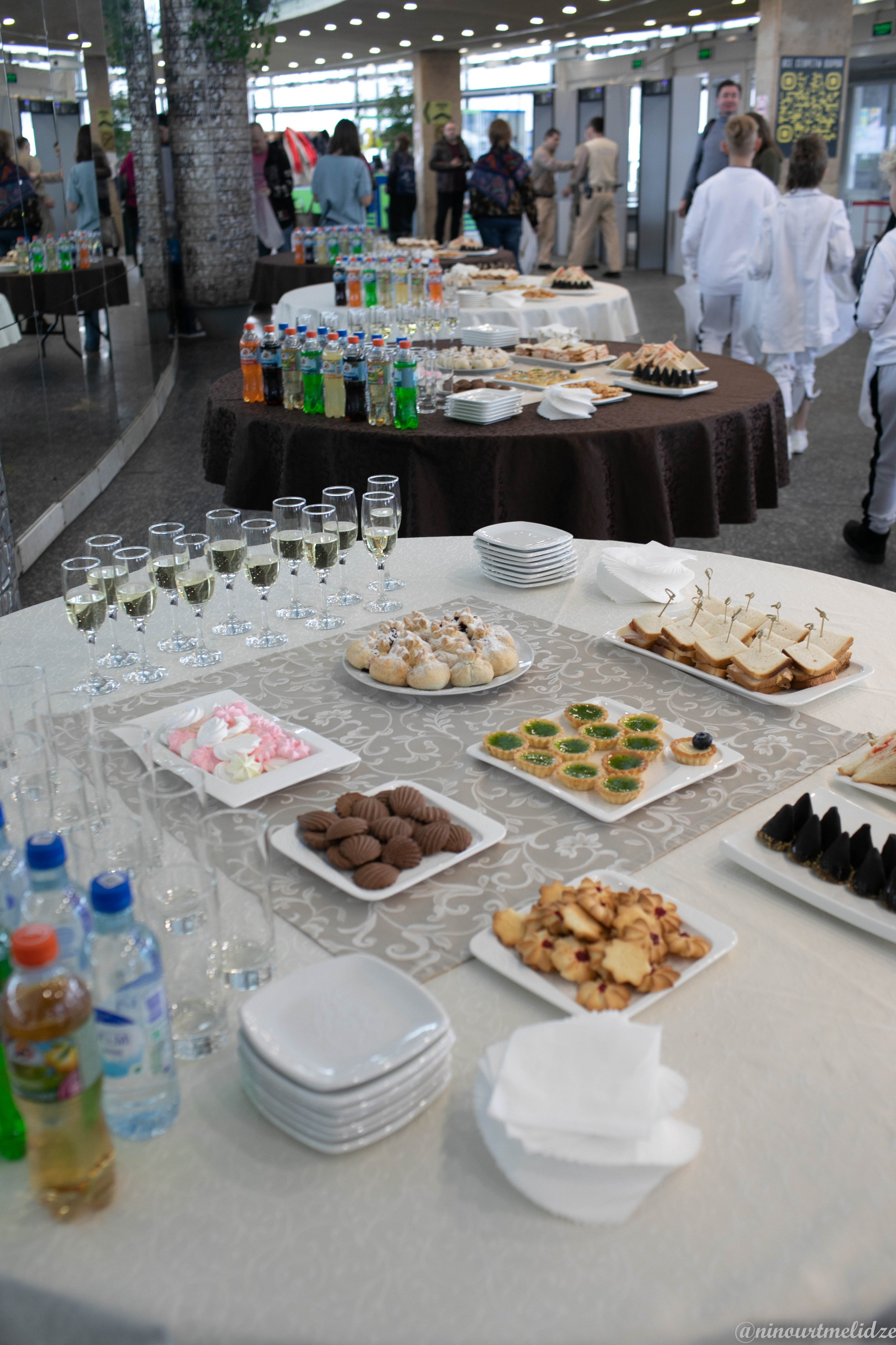 В закулисье у братьев Запашных. Art photographer Nino