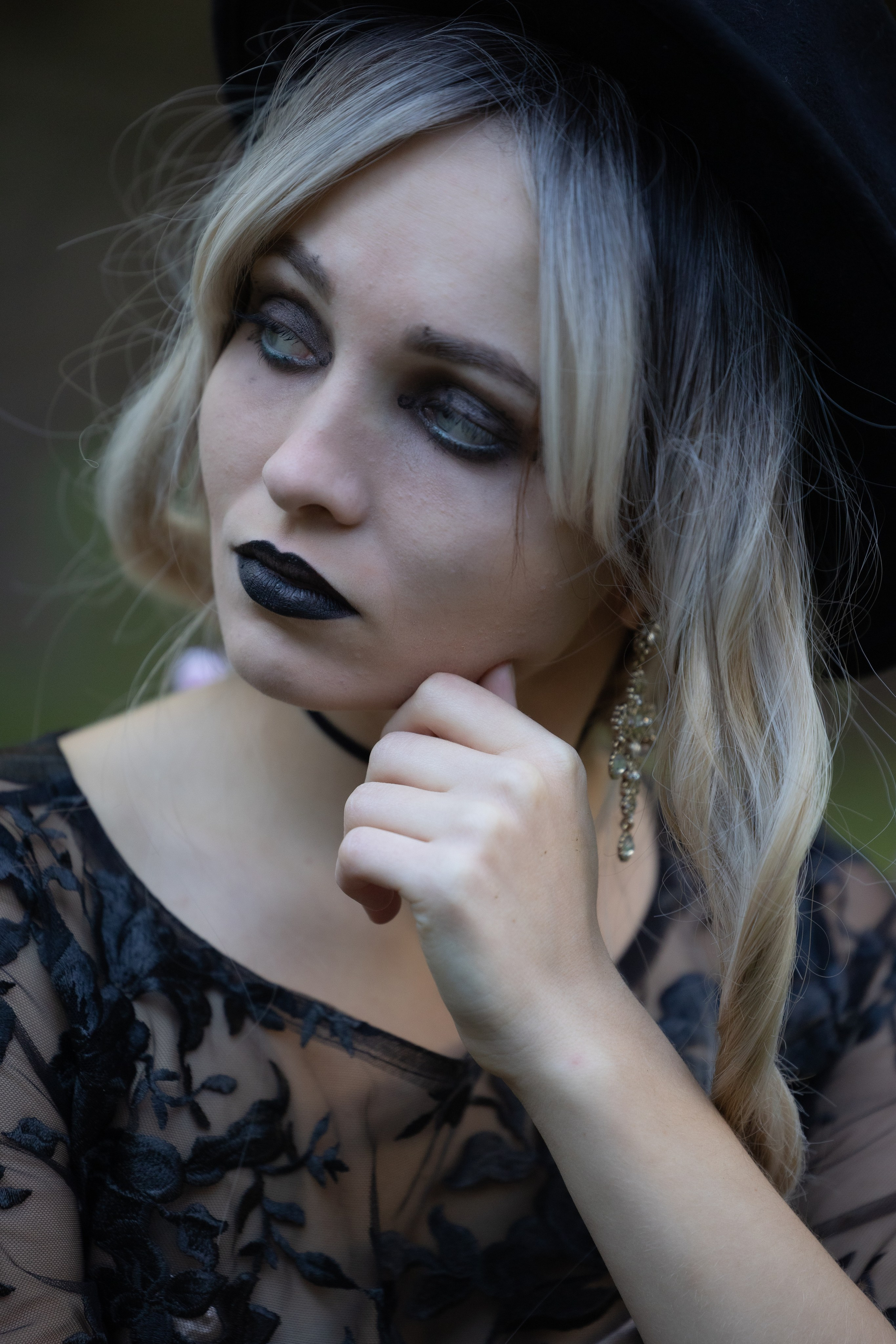 Проект Черная Луна, Хеллоуин. Главная