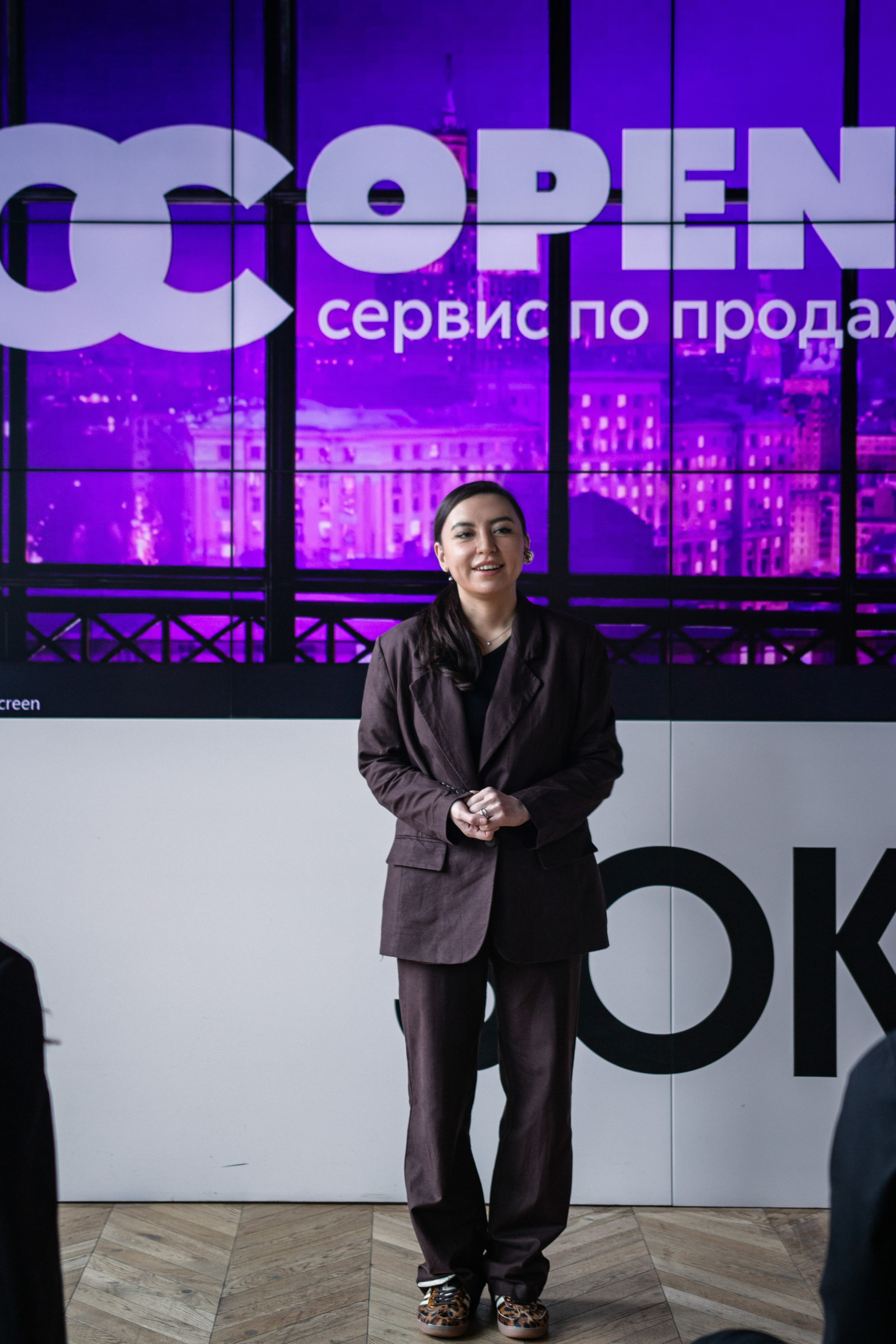 Планерка компании недвижимости. Фотограф Москва — личные фотосессии, лавстори в студии