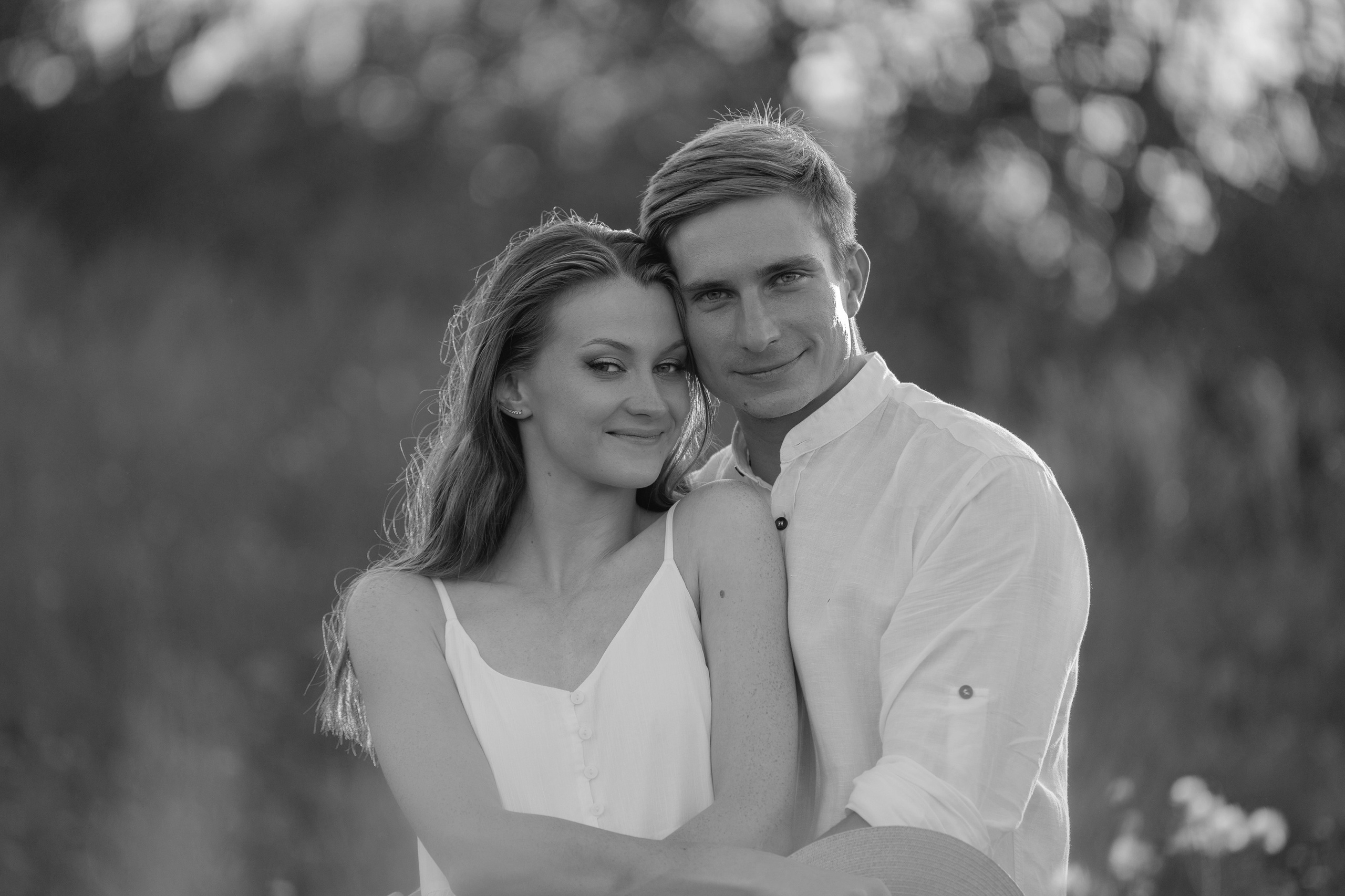 Фотосессия на природе для двоих. Портретный фотограф Олеся Владимирова в Москве