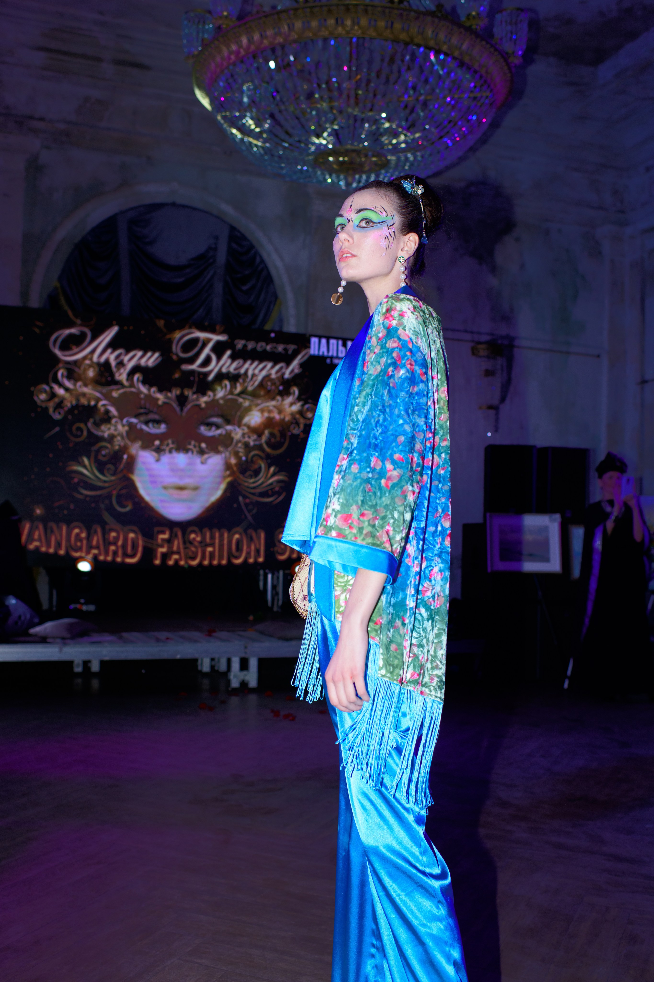 Репортаж модного показа «Люди брендов». Организация и проведение фотосъемок в Санкт-Петербурге. Фотограф Смирягин Илья