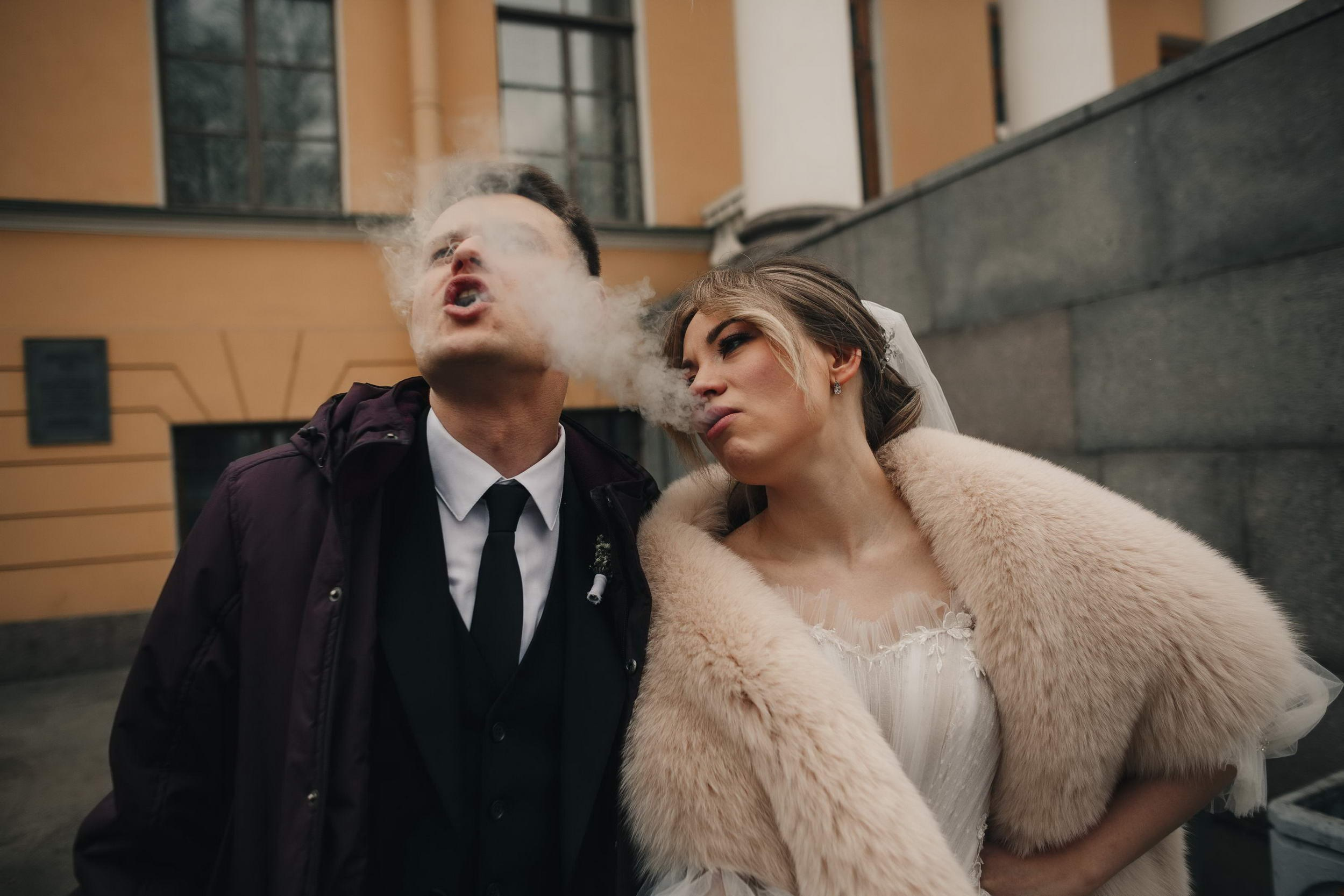 Подымим. Свадебный фотограф Игорь Брундасов 8PHOTO на свадьбу венчание загс СПб