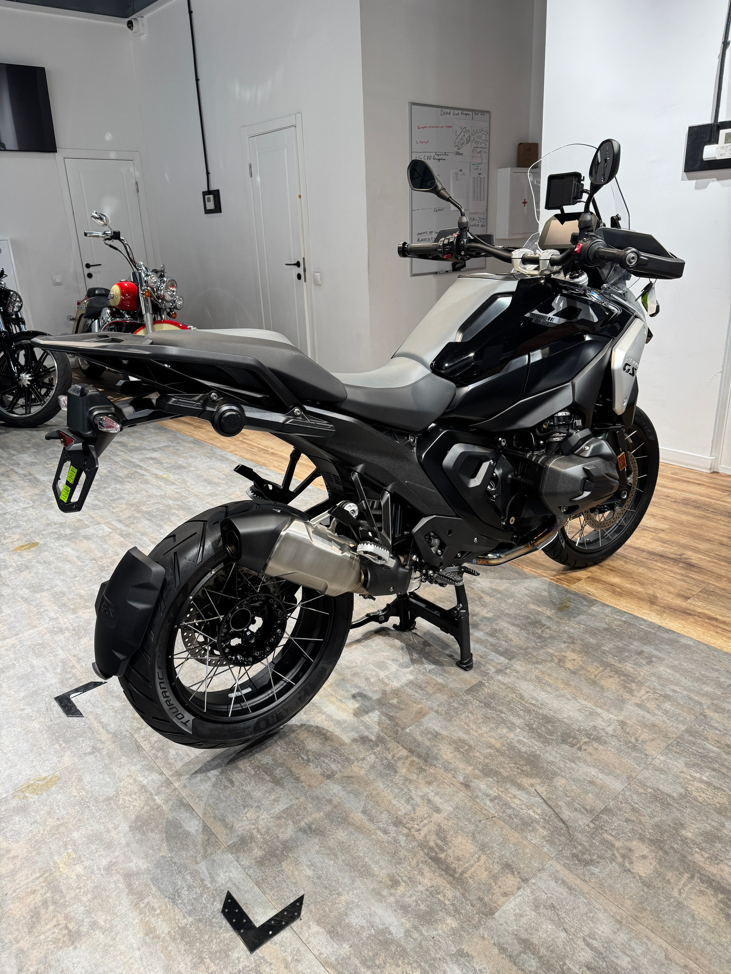 2015 BMW R1200GS Black/Agate Grey (VIN *4908). Hello Davidson, Москва. Только хорошие мотоциклы…