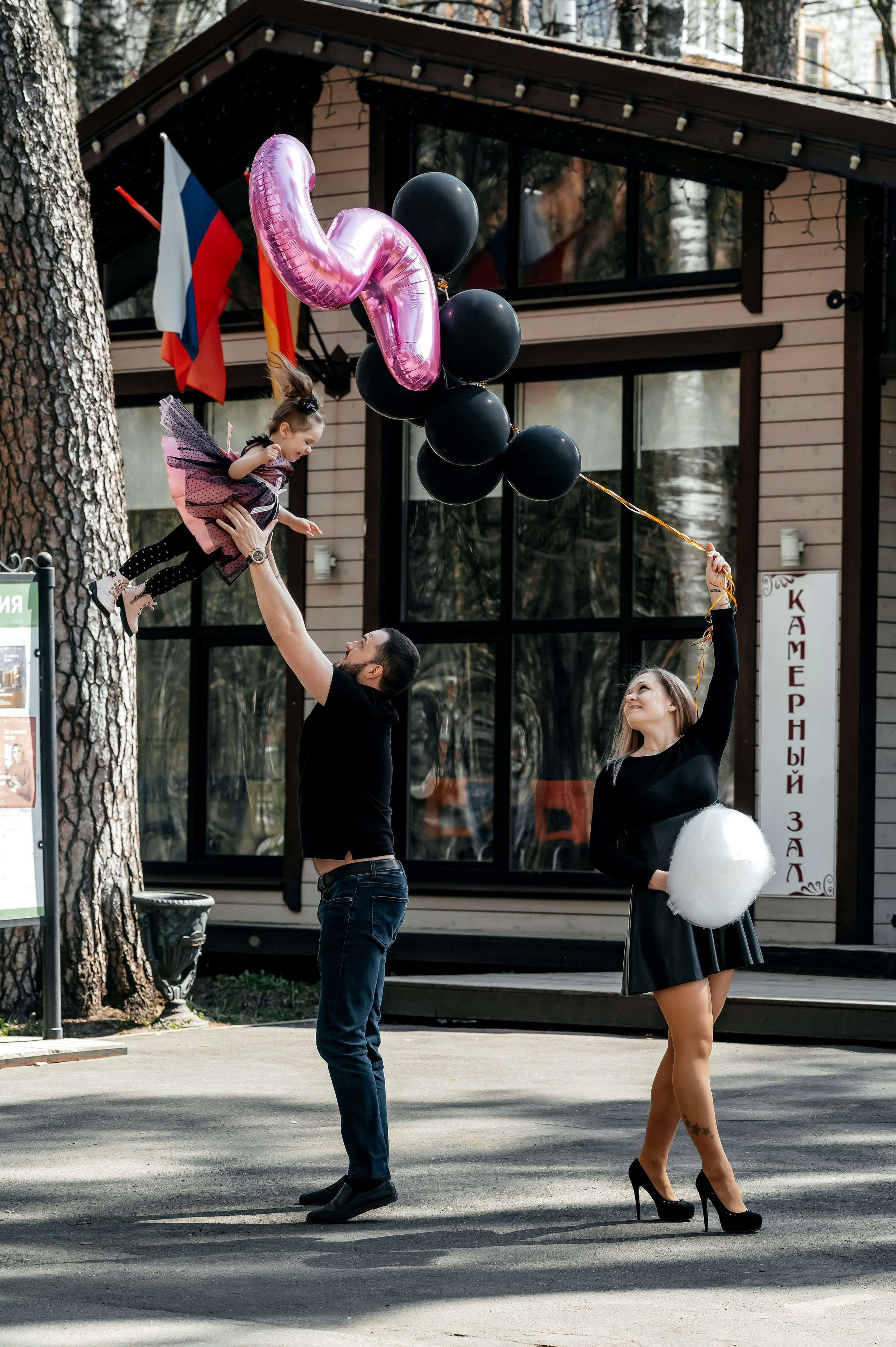 Кристина и семья, Ногинск, парк. Свадебный и семейный фотограф Виктория Носачёва. Щелково, Москва и МО
