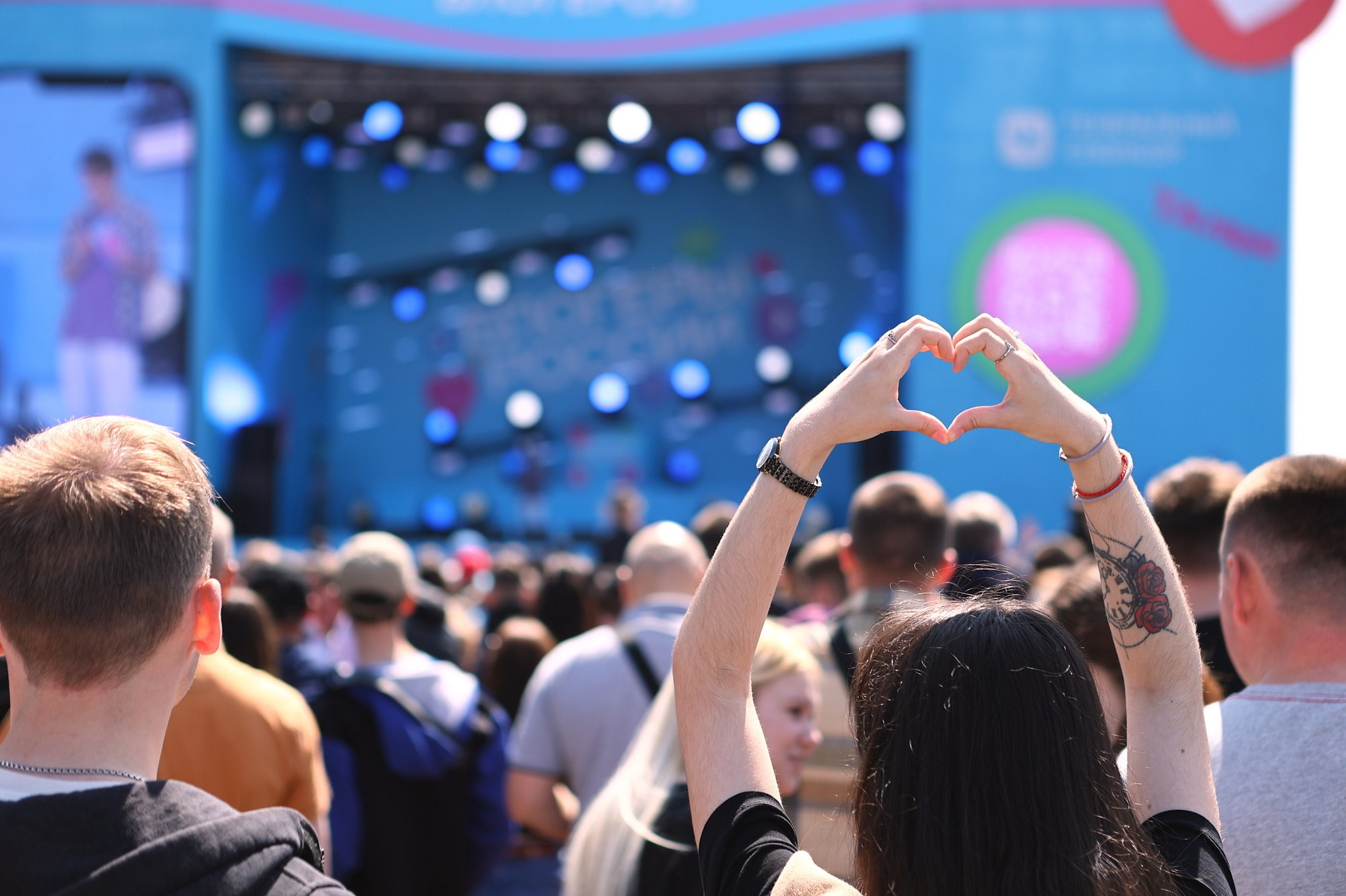 VK блоггеры России. Репортажный фотограф в Москве — Дмитрий Тарасов | Съёмка мероприятий, концертов, корпоративов