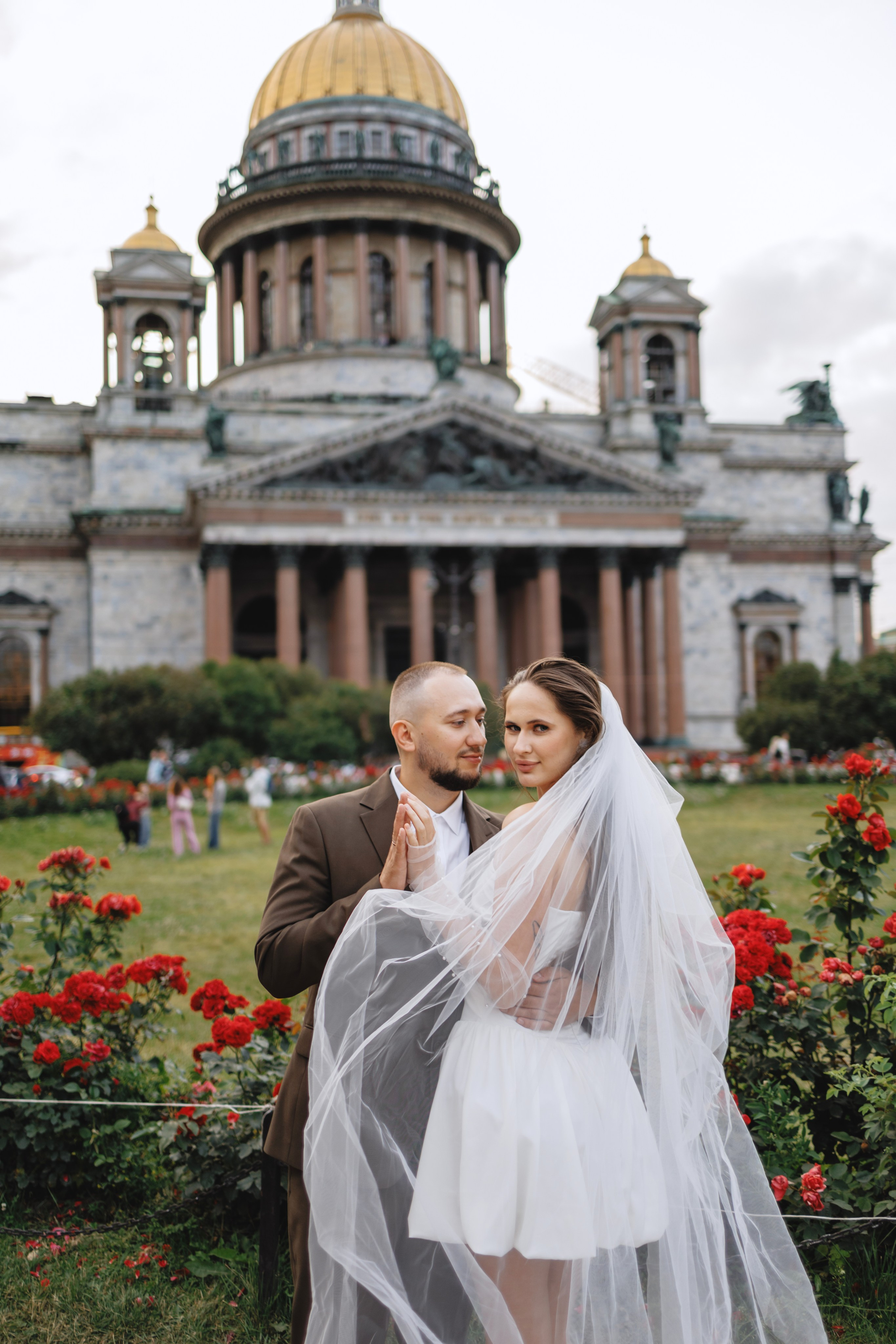 Руслан и Виолетта — Исаакий, Зимняя канавка. Боженова Елена фотограф Санкт-Петербург