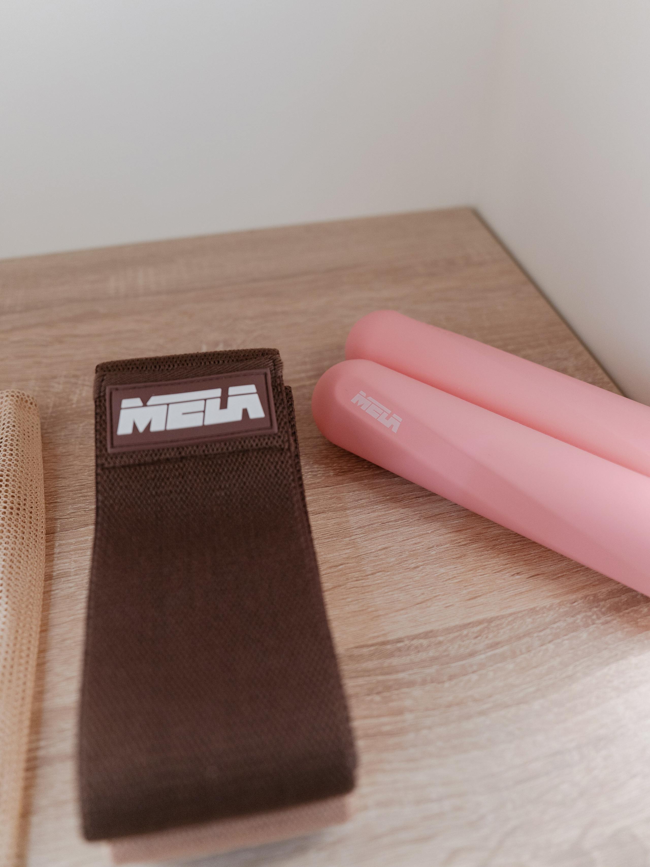 Mela x uform. Портретный и репортажный фотограф Настя Климачева