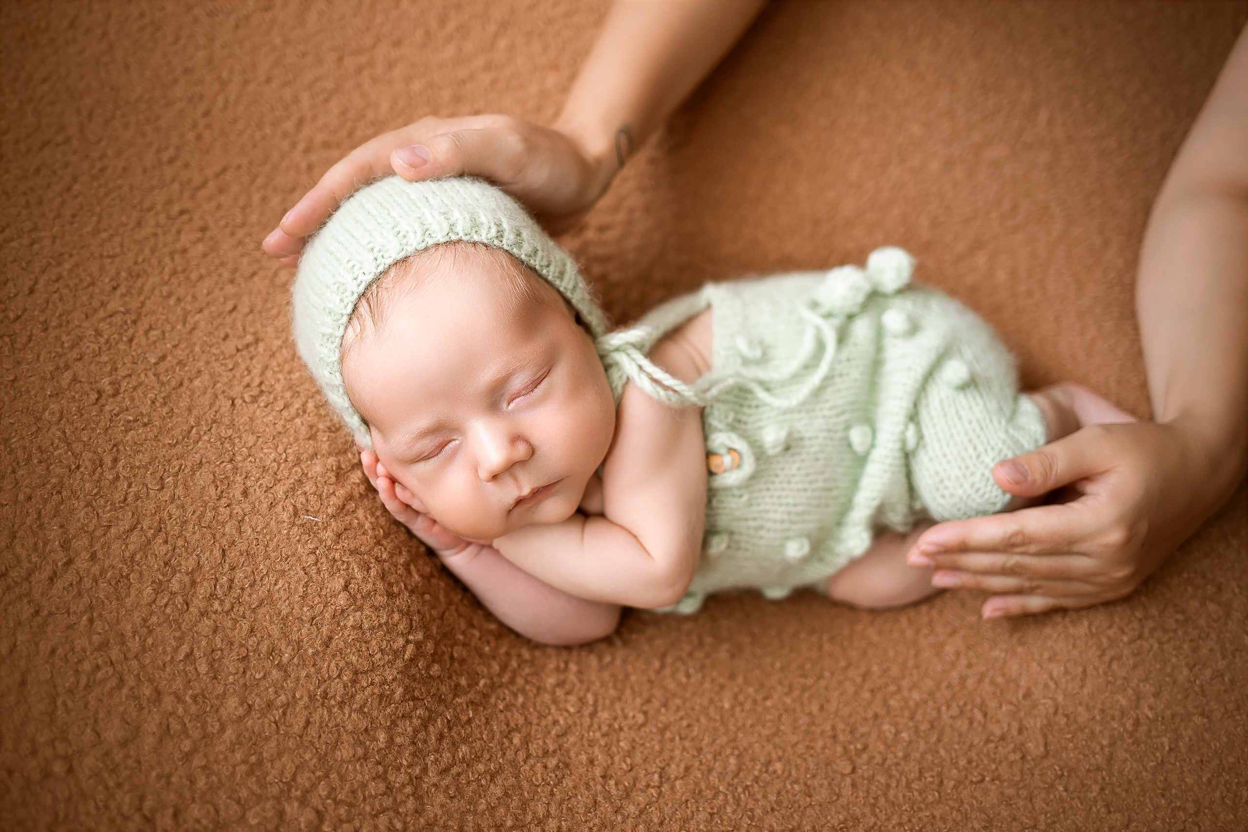 Фотосессия новорожденного. Фотограф новорожденных в Новосибирске