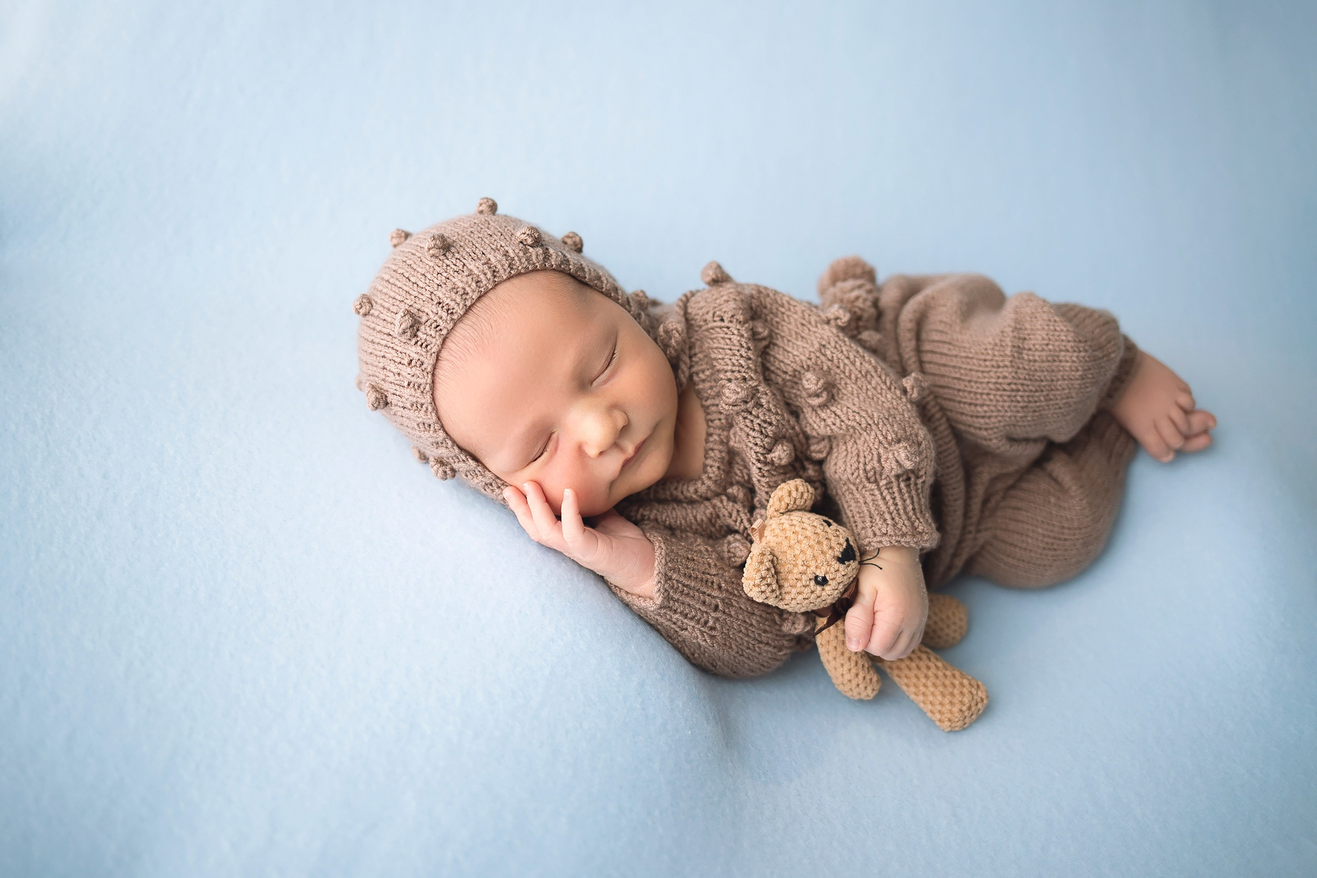 Фотосессия новорожденного. Фотограф новорожденных в Новосибирске