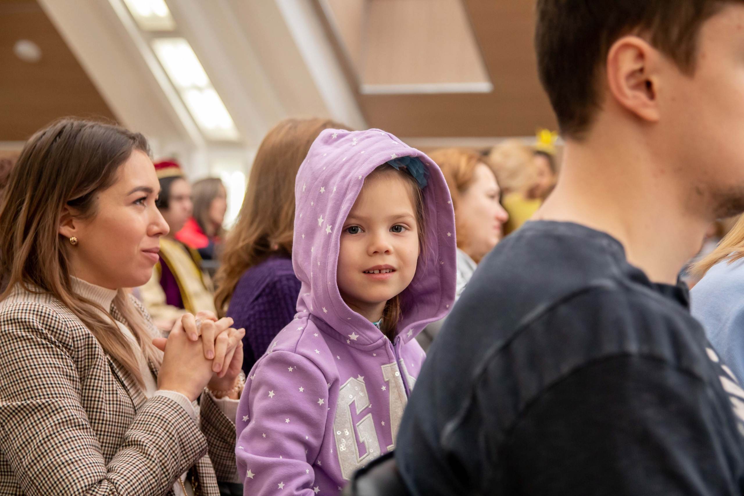 Благотворительный концерт. Часть1: Дети. Репортажный Фотограф